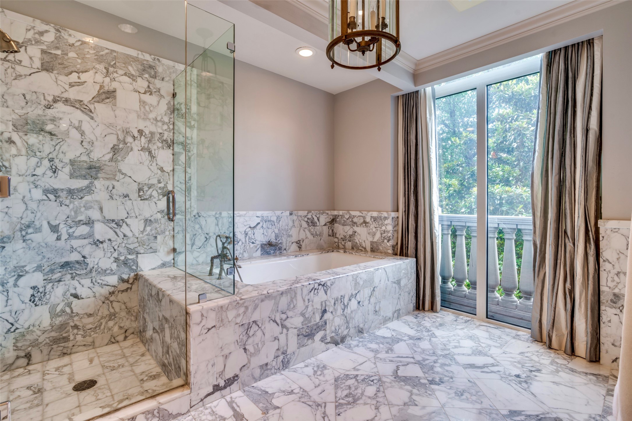 3505 Turtle Creek Boulevard Dallas TX 75219