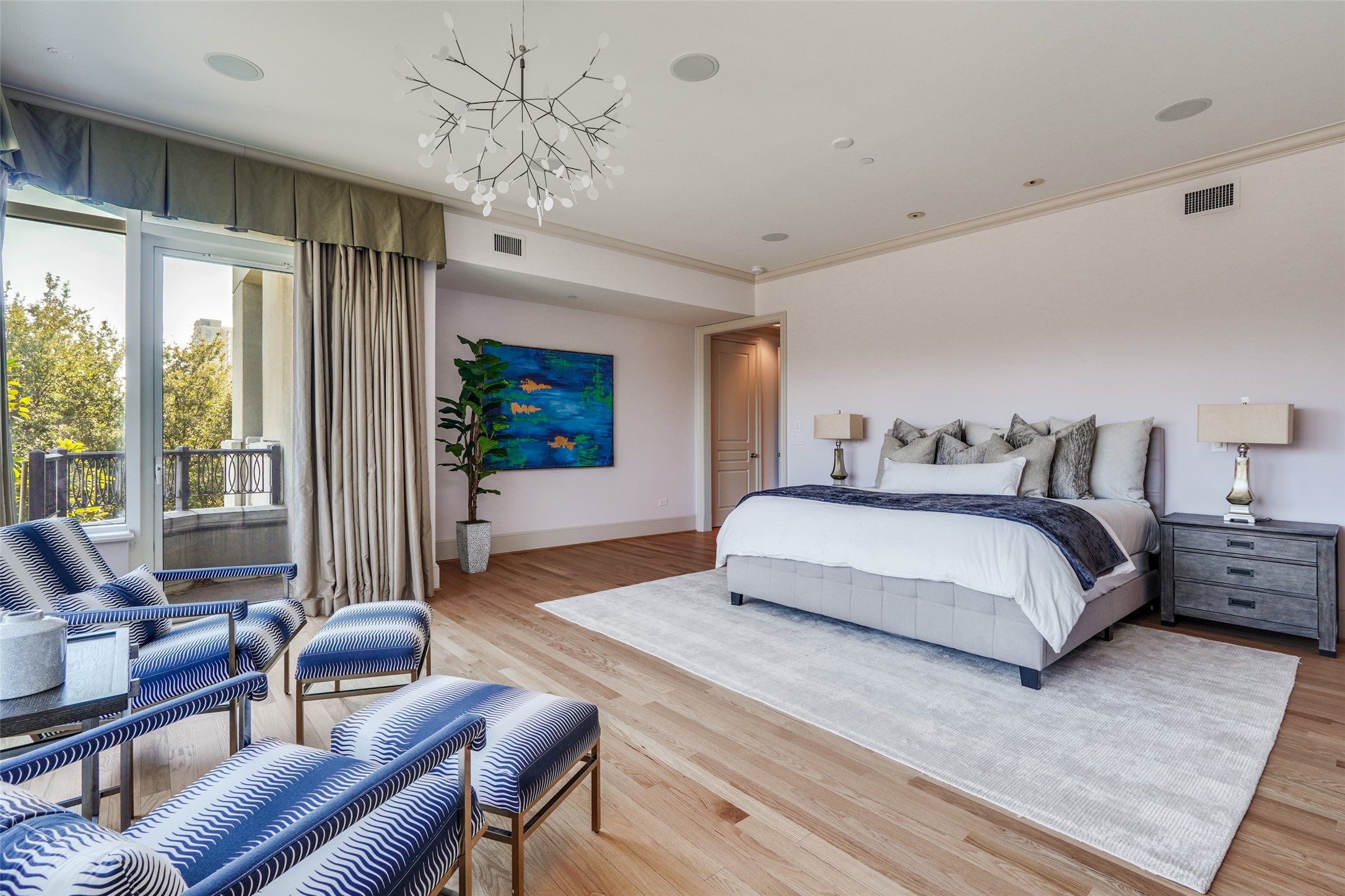 3505 Turtle Creek Boulevard Dallas TX 75219