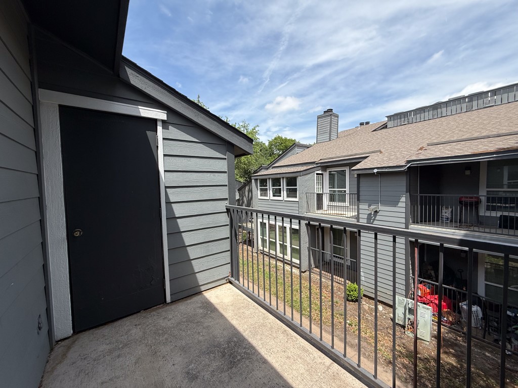 9696 Walnut Street Dallas TX 75243