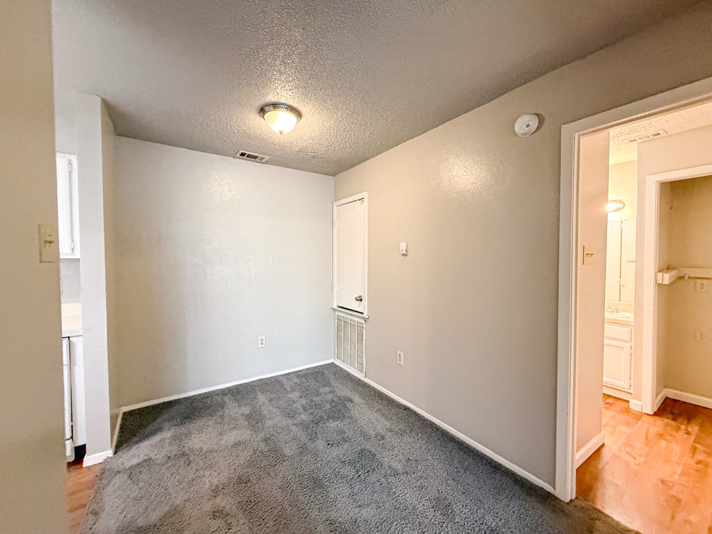 9696 Walnut Street Dallas TX 75243