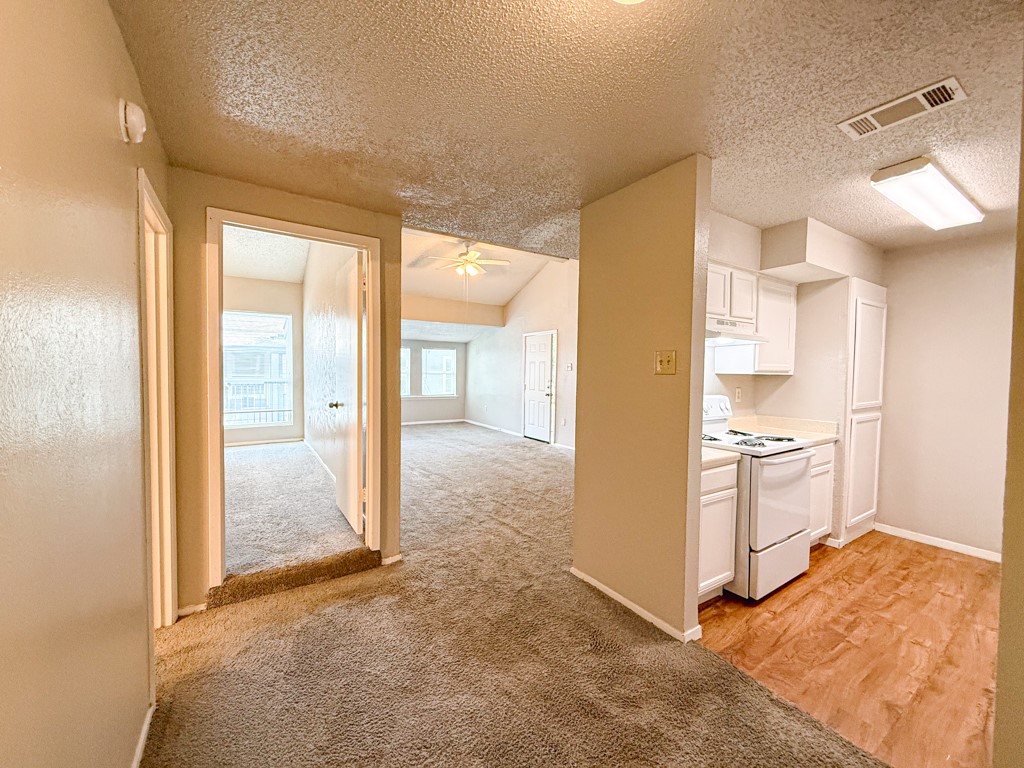 9696 Walnut Street Dallas TX 75243