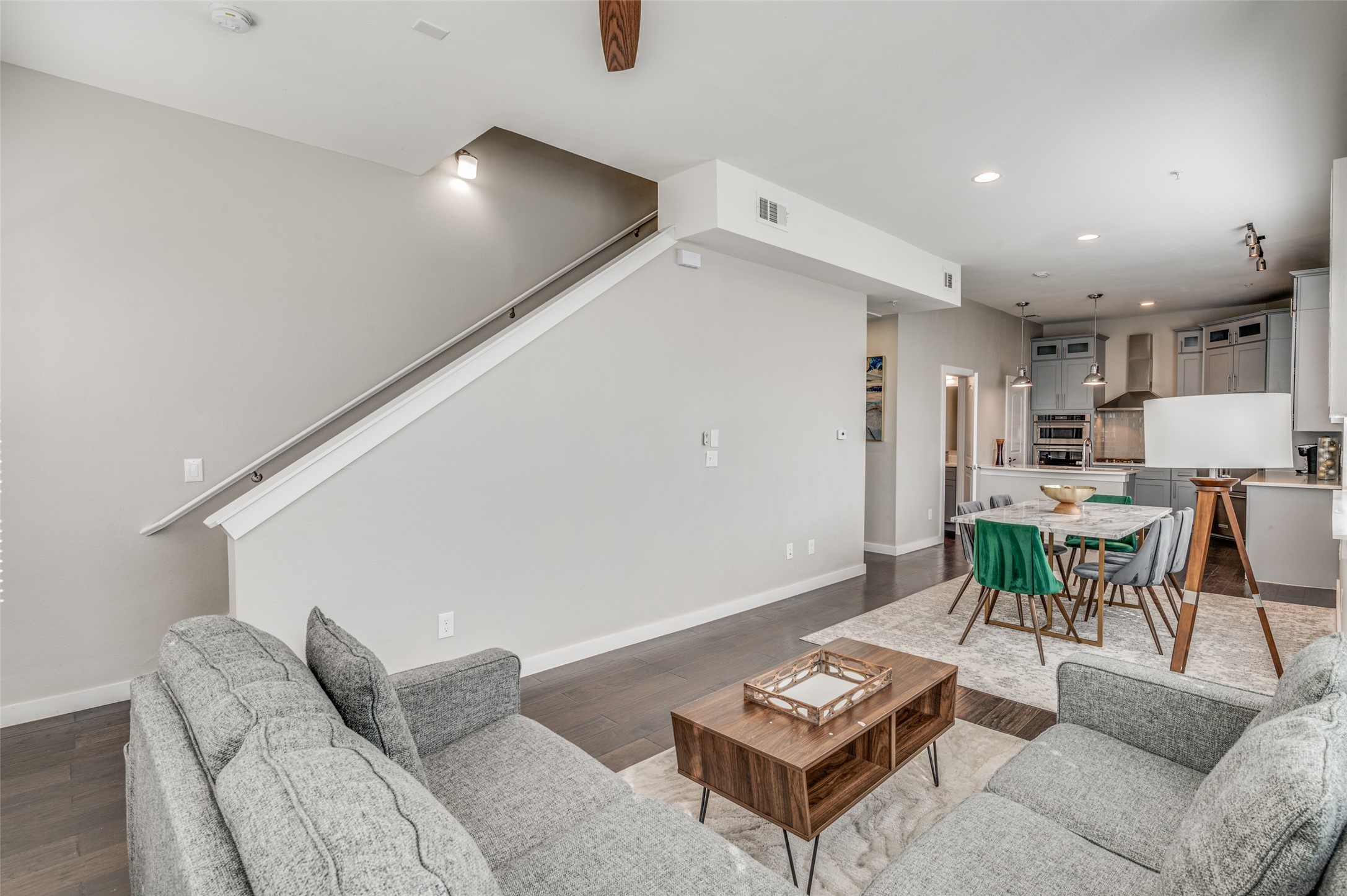 1211 Beaconsfield Lane Arlington TX 76011