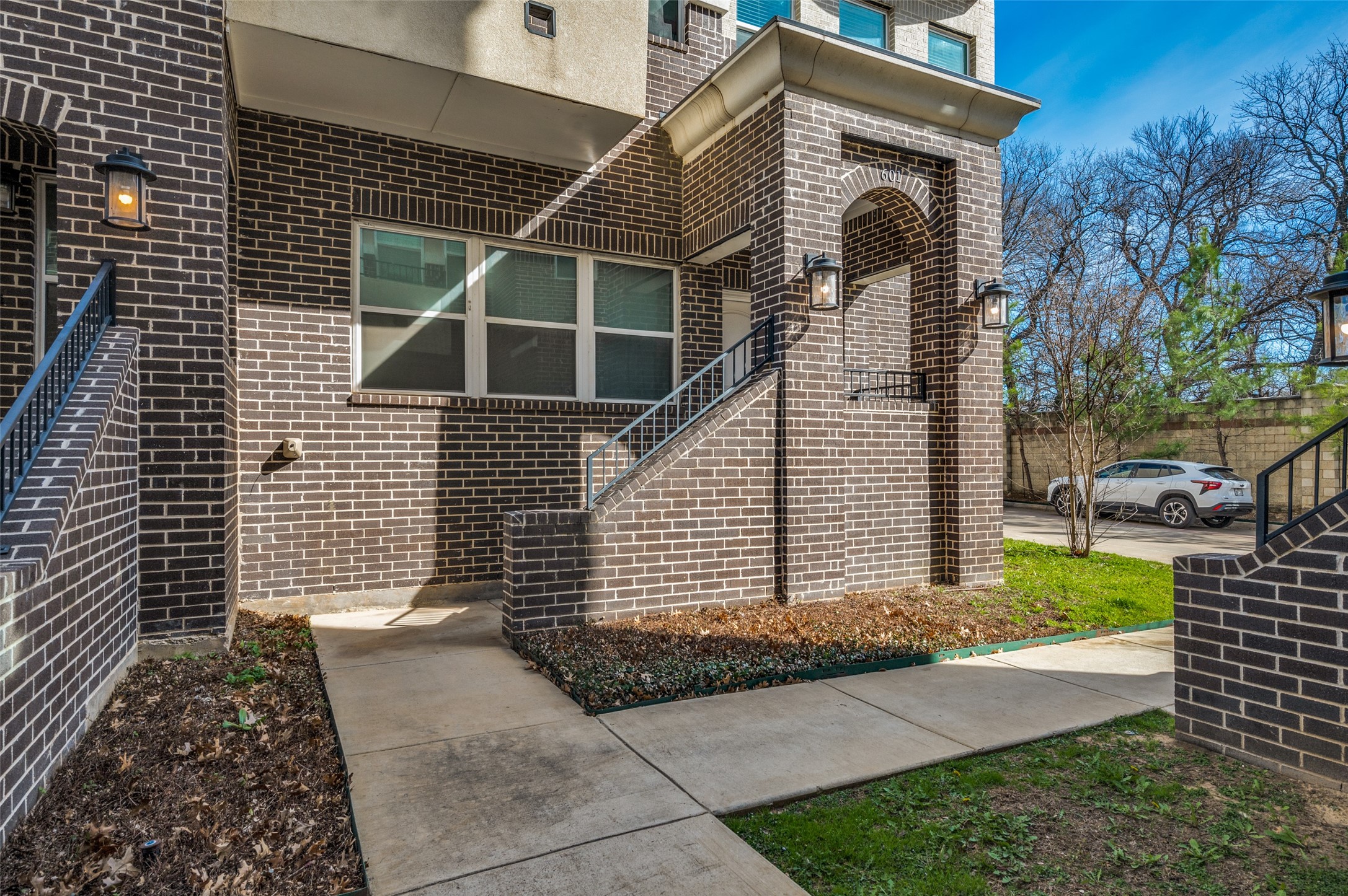 1211 Beaconsfield Lane Arlington TX 76011