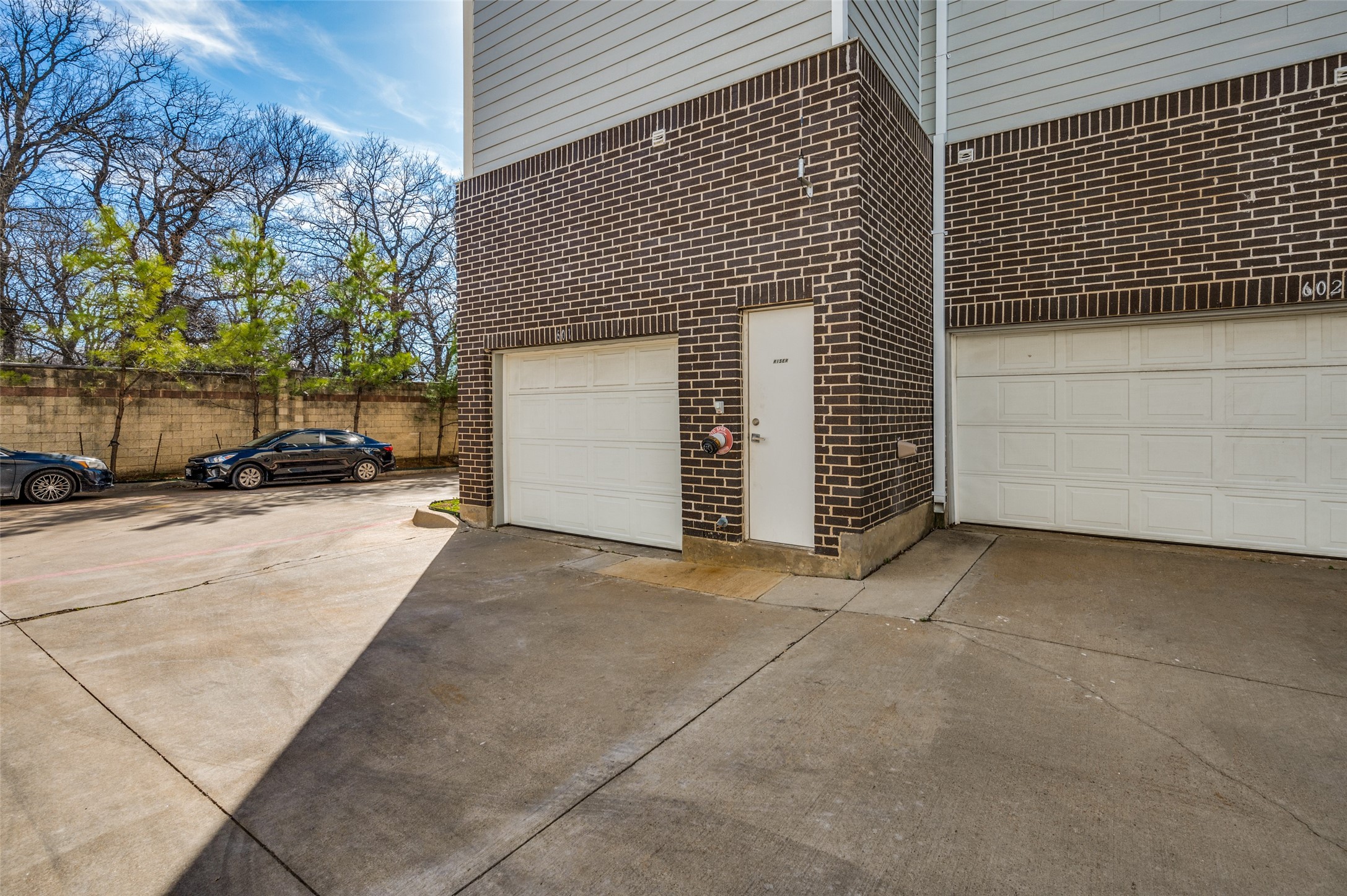 1211 Beaconsfield Lane Arlington TX 76011