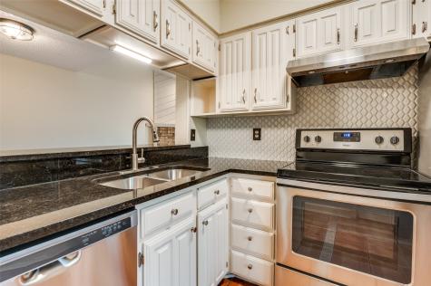 7640 W Greenway Boulevard Dallas TX 75209
