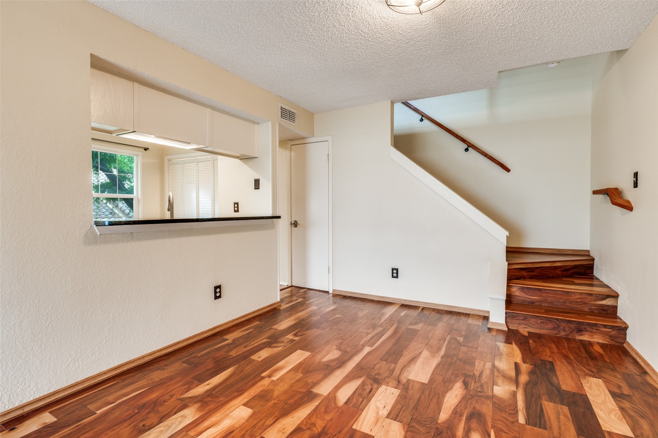 7640 W Greenway Boulevard Dallas TX 75209
