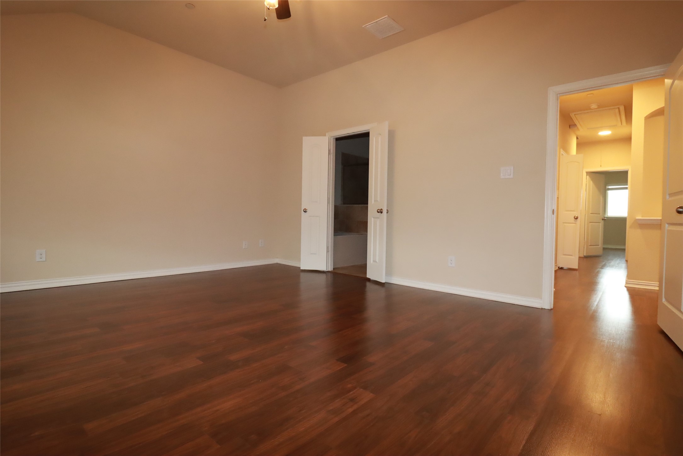 913 Shelby Lane Lewisville TX 75056