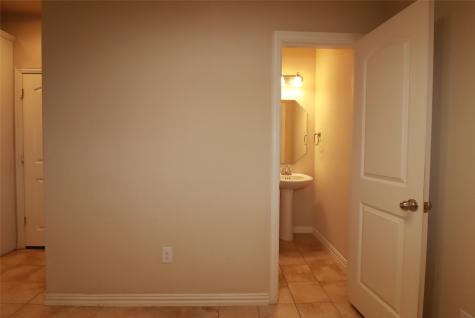 913 Shelby Lane Lewisville TX 75056