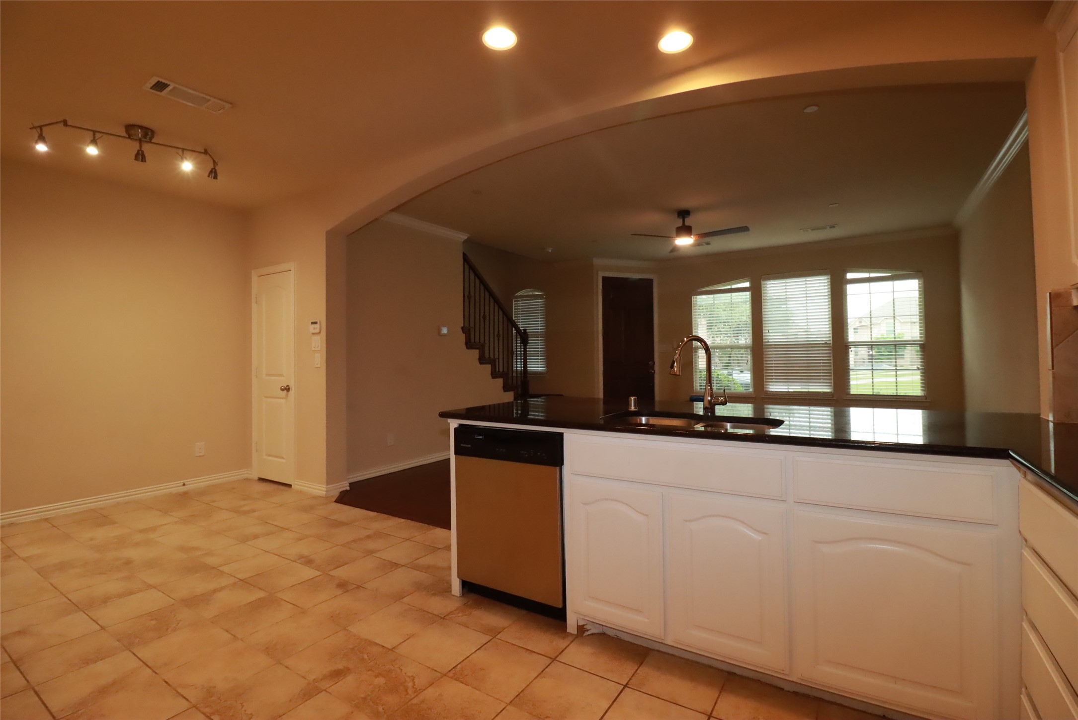 913 Shelby Lane Lewisville TX 75056