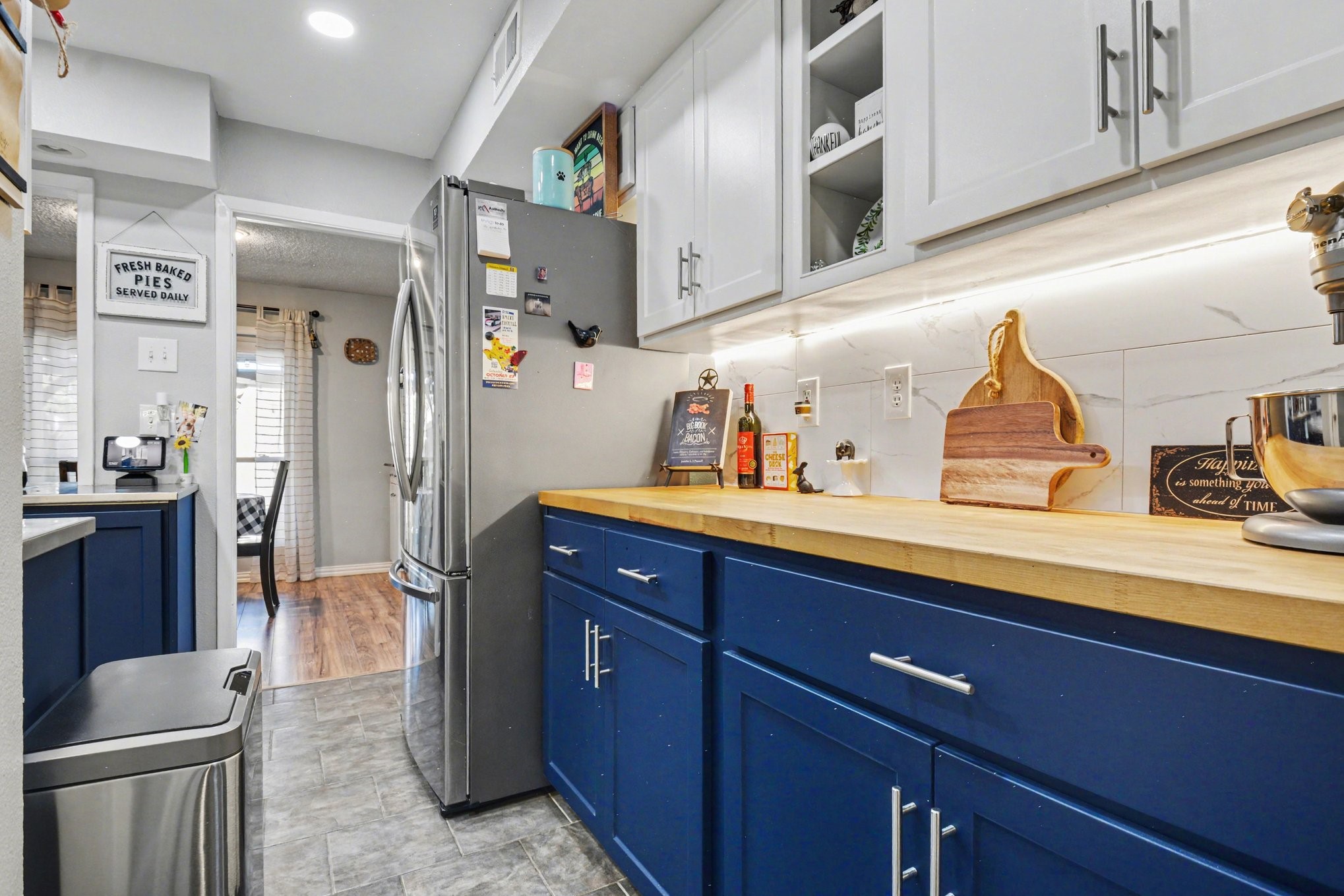 9446 Chimney Corner Lane Dallas TX 75243