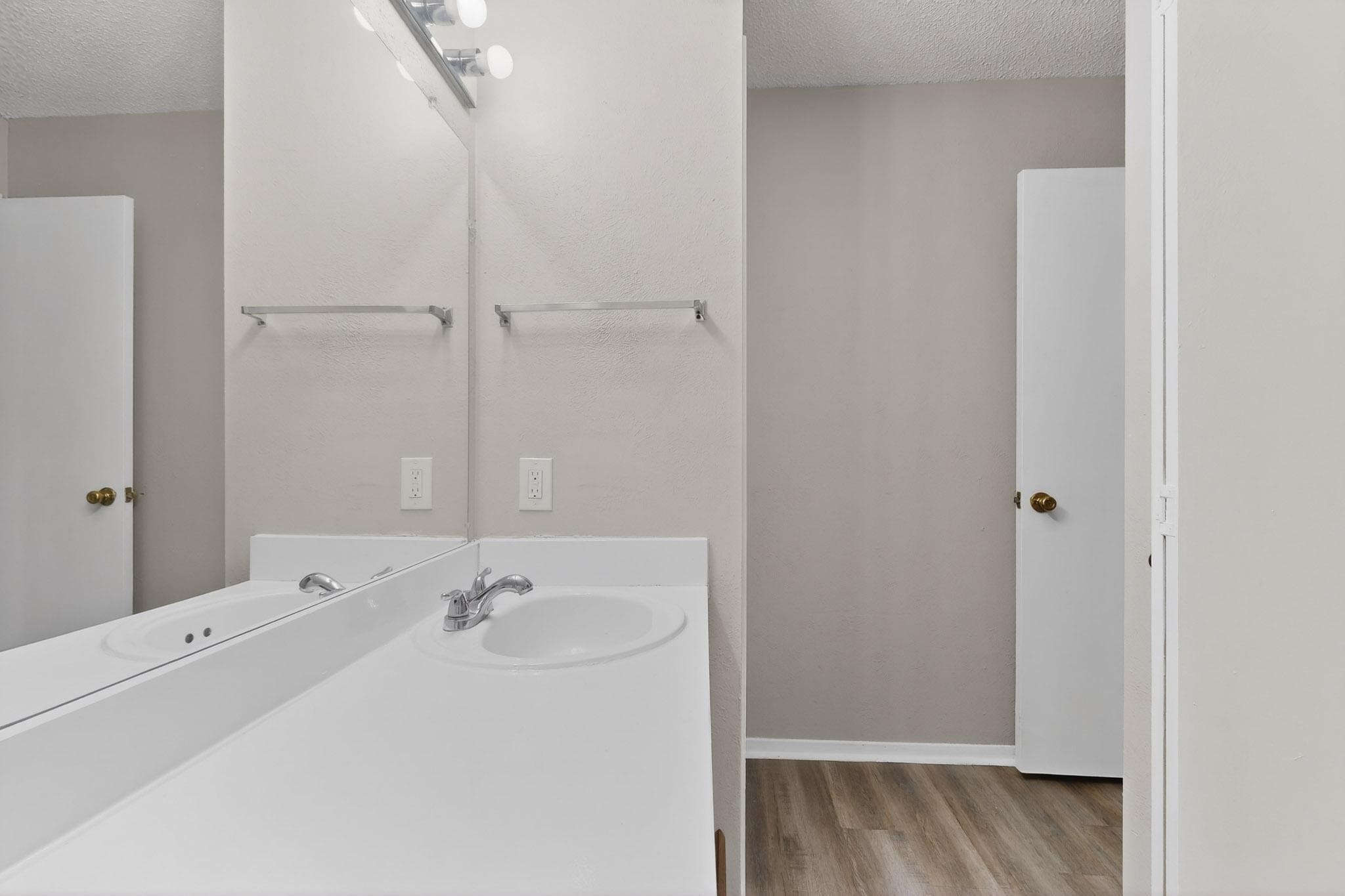 9696 Walnut Street Dallas TX 75243