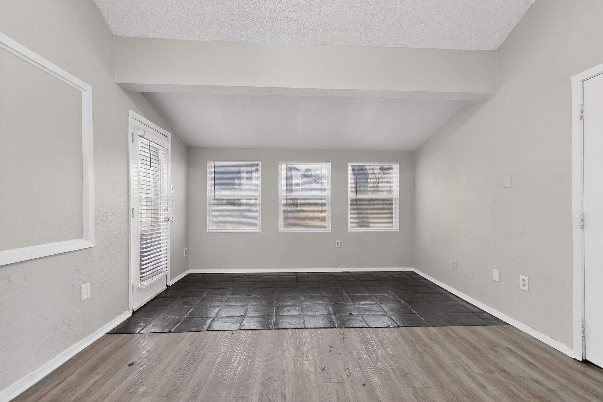 9696 Walnut Street Dallas TX 75243