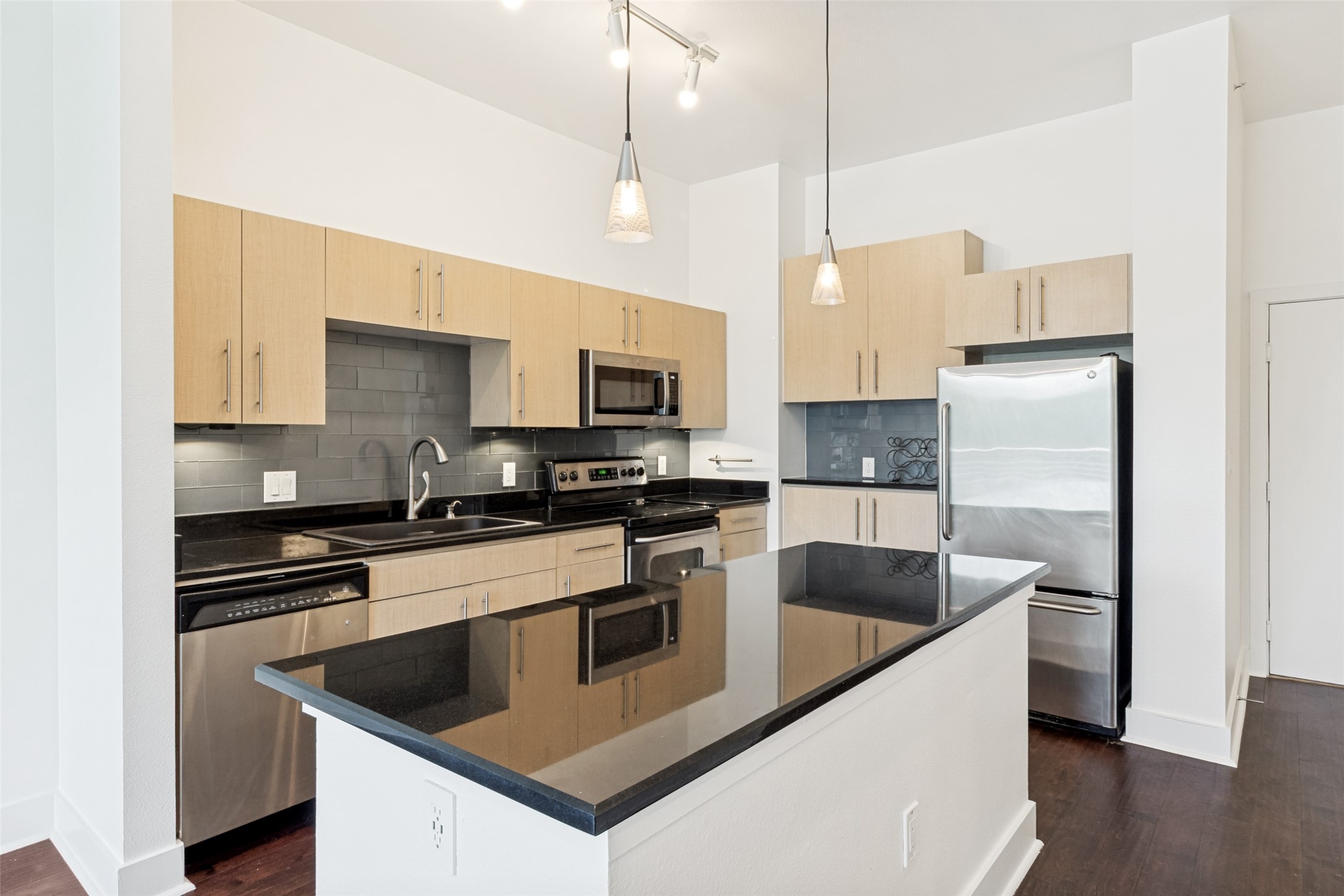 4414 Cedar Springs Road Dallas TX 75219