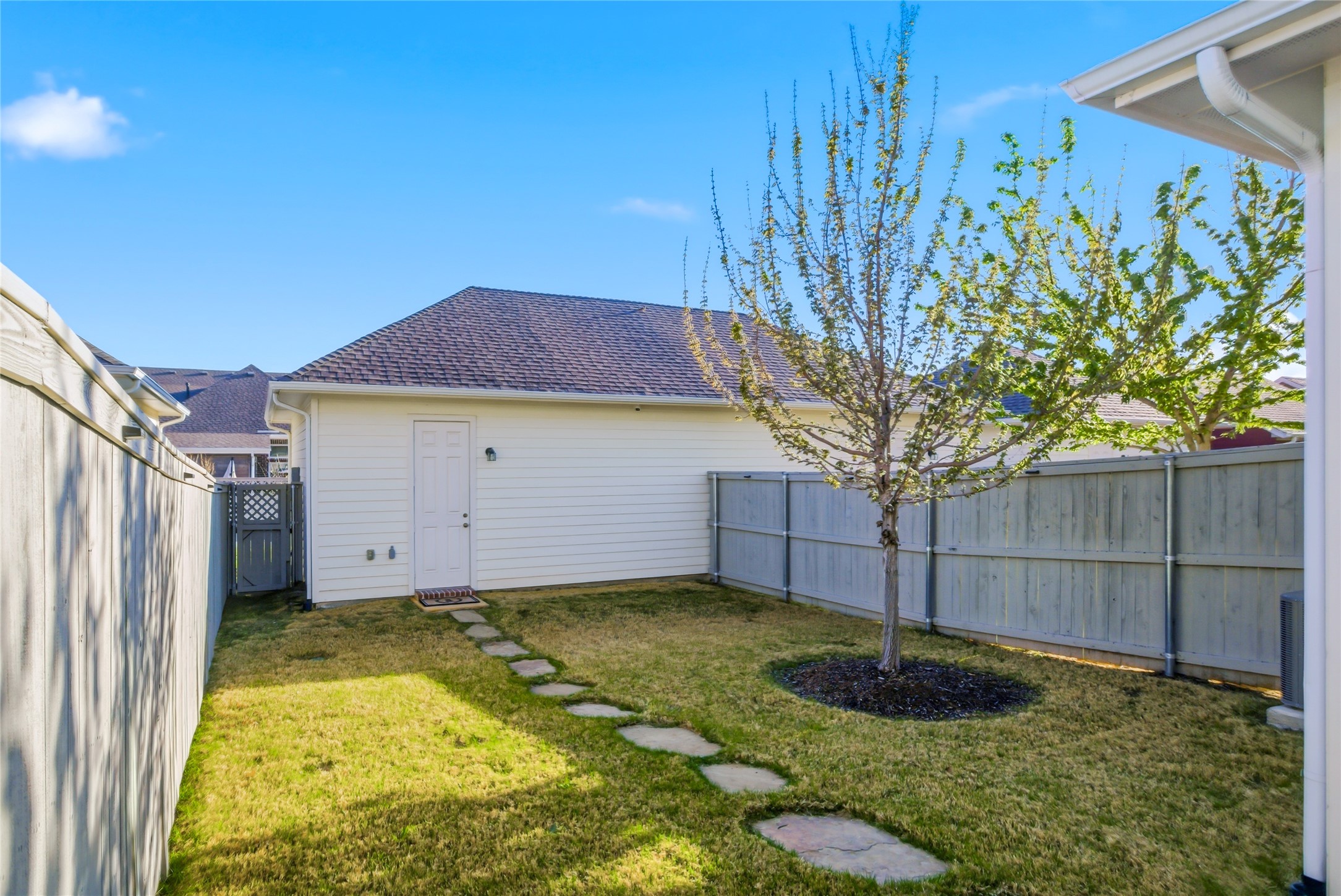 2737 S Market Square Northlake TX 76247