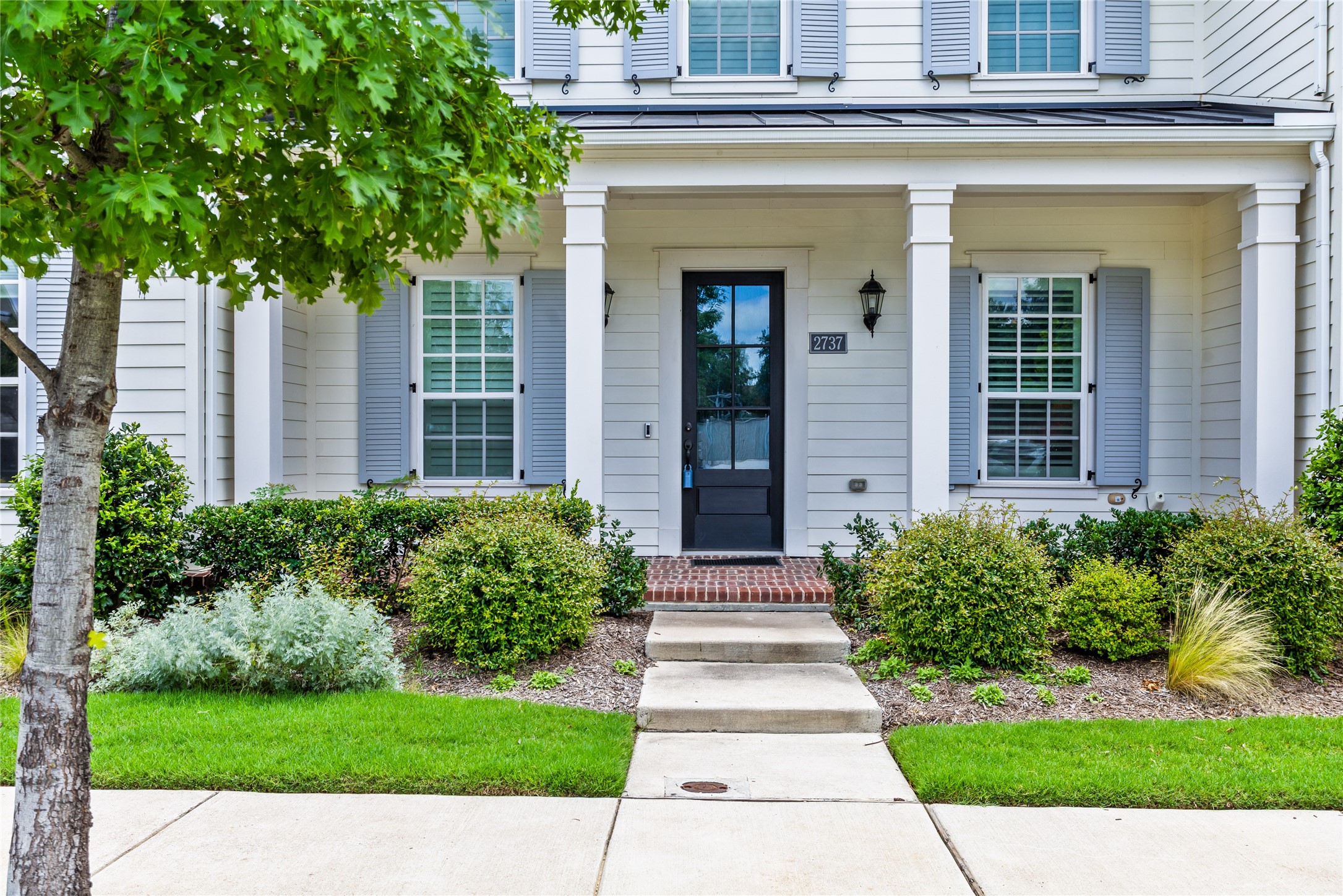 2737 S Market Square Northlake TX 76247