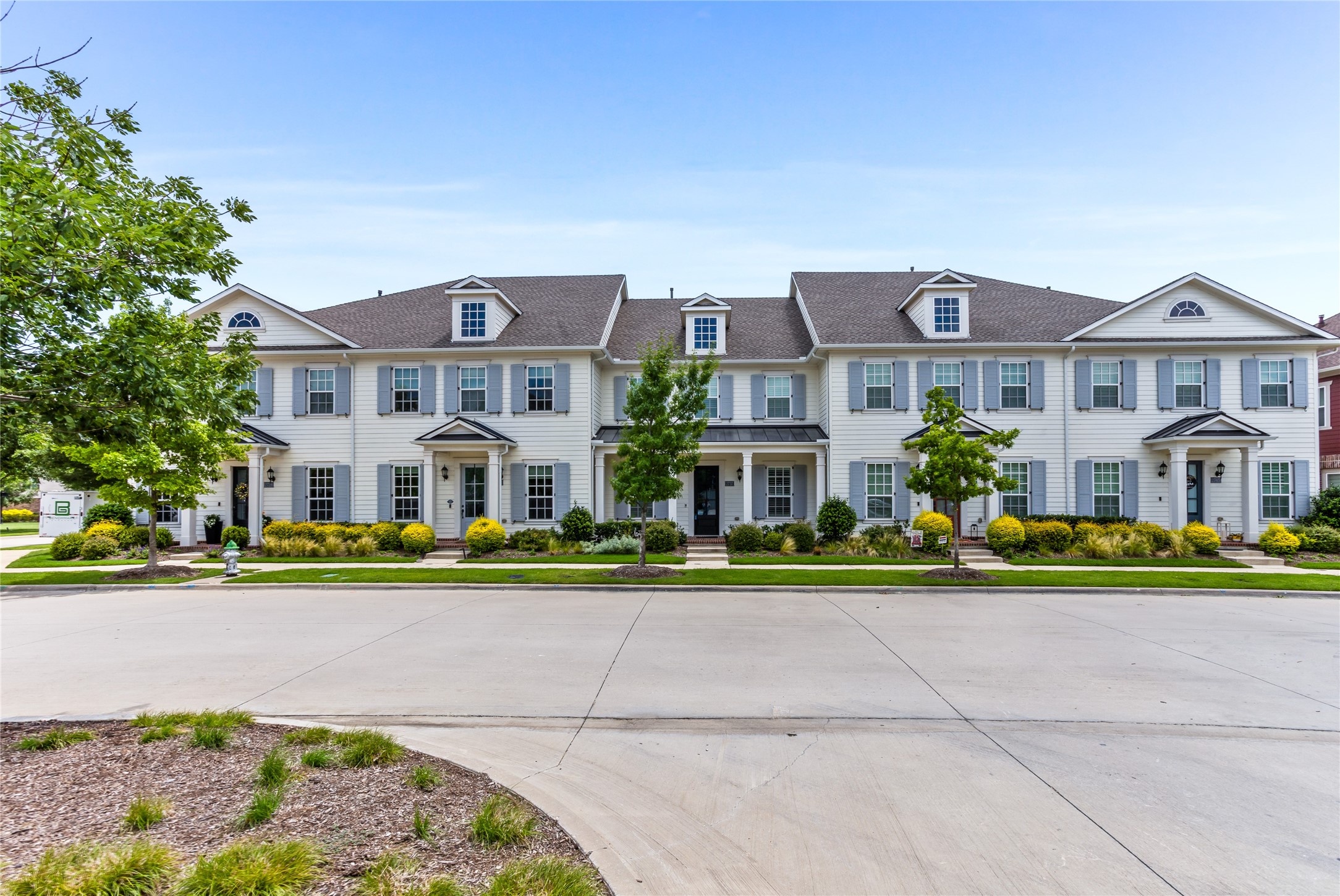 2737 S Market Square Northlake TX 76247
