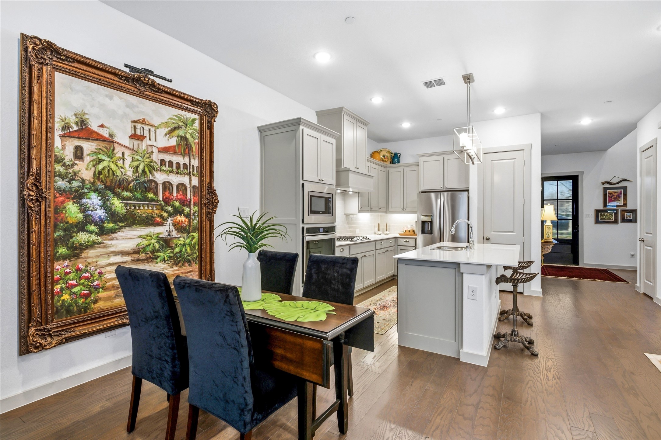 2737 S Market Square Northlake TX 76247