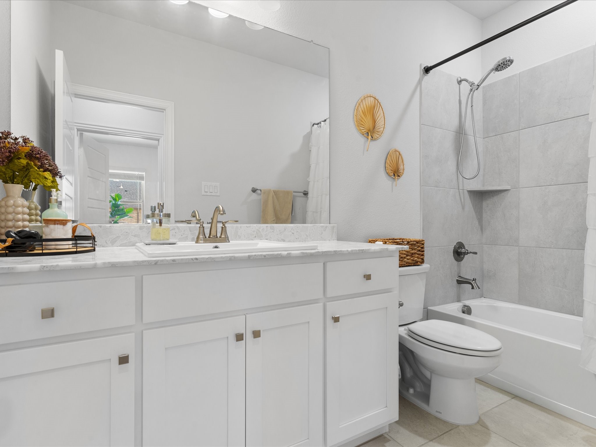 1903 Melinda Lane Farmers Branch TX 75234