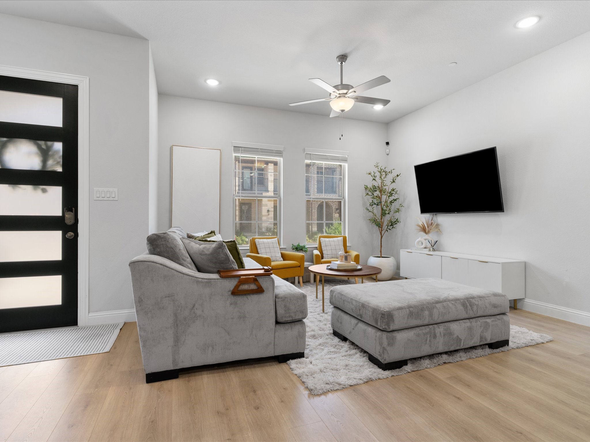 1903 Melinda Lane Farmers Branch TX 75234