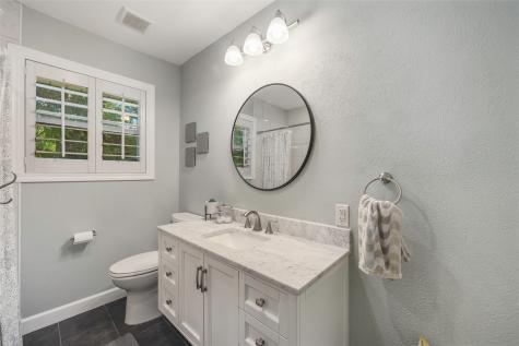 6007 Sandhurst Lane Dallas TX 75206
