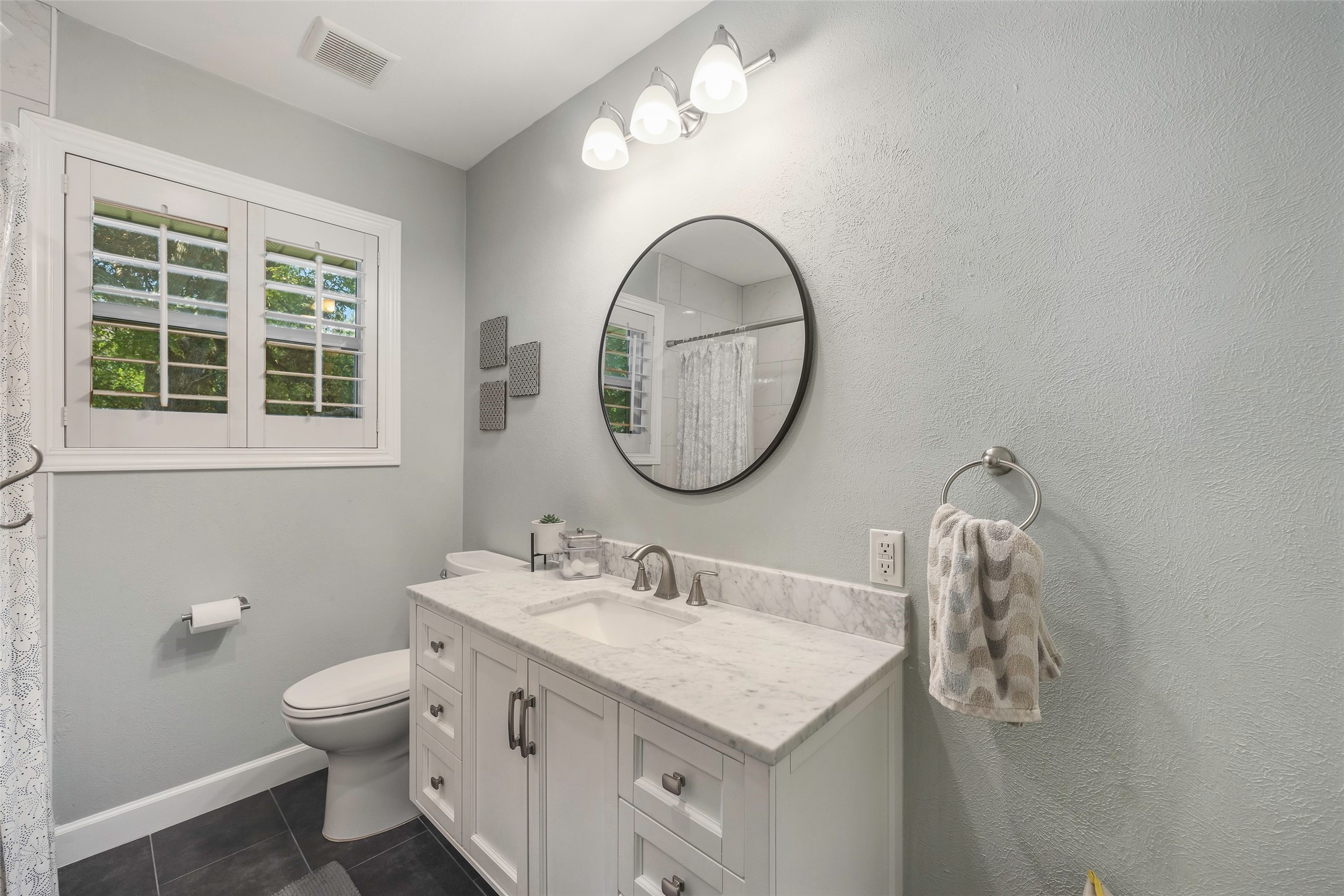 6007 Sandhurst Lane Dallas TX 75206