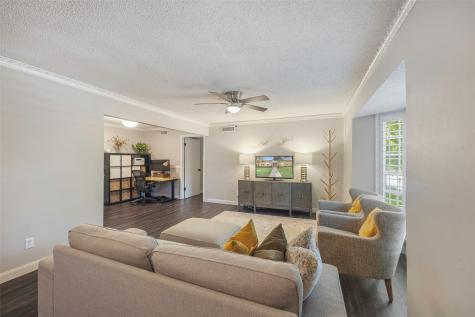 6007 Sandhurst Lane Dallas TX 75206