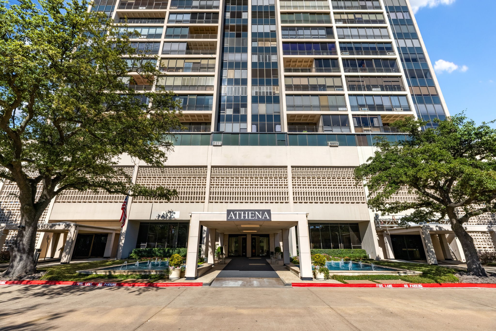 6335 W Northwest Highway Dallas TX 75225