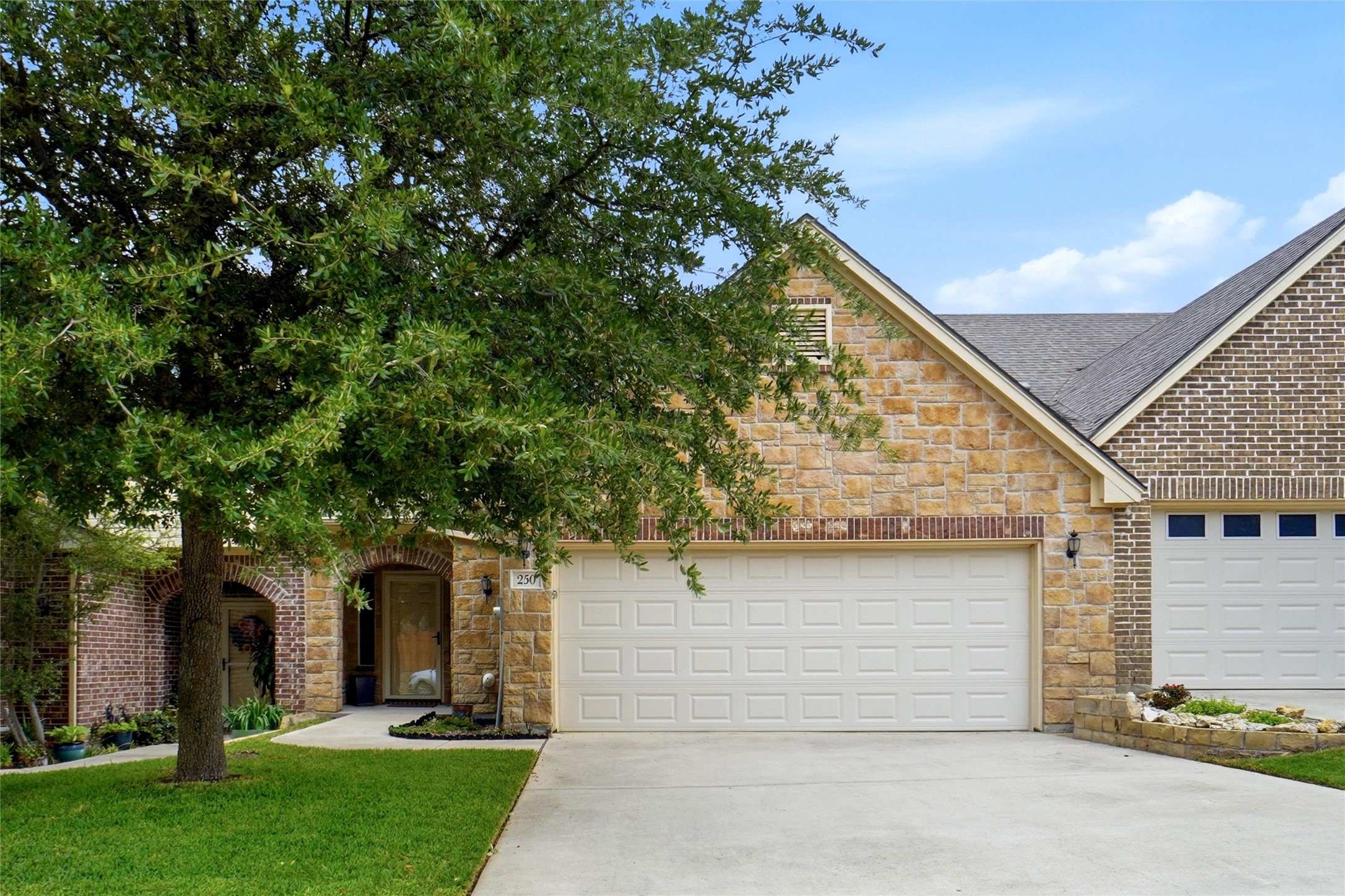 250 Greathouse Village Decatur TX 76234