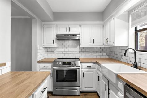 223 Mccarley Place Mckinney TX 75071