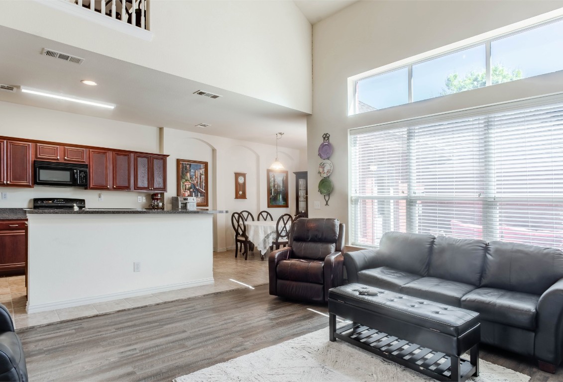 8036 Mimosa Drive North Richland Hills TX 76180