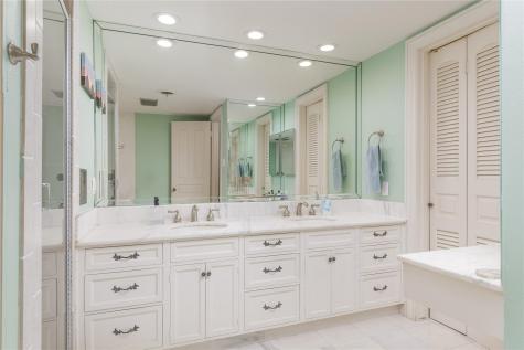 6126 Averill Way Dallas TX 75225