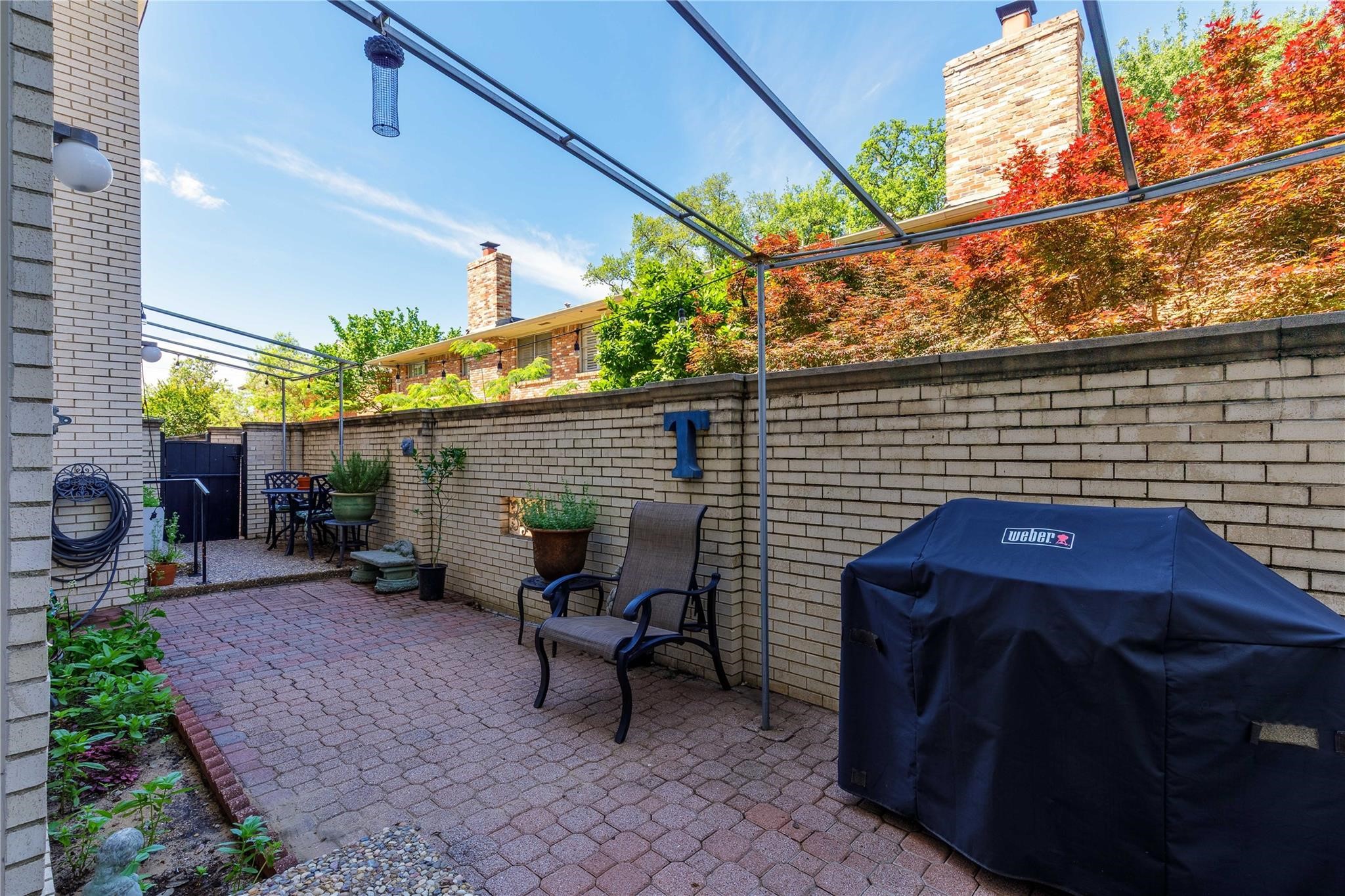 6126 Averill Way Dallas TX 75225