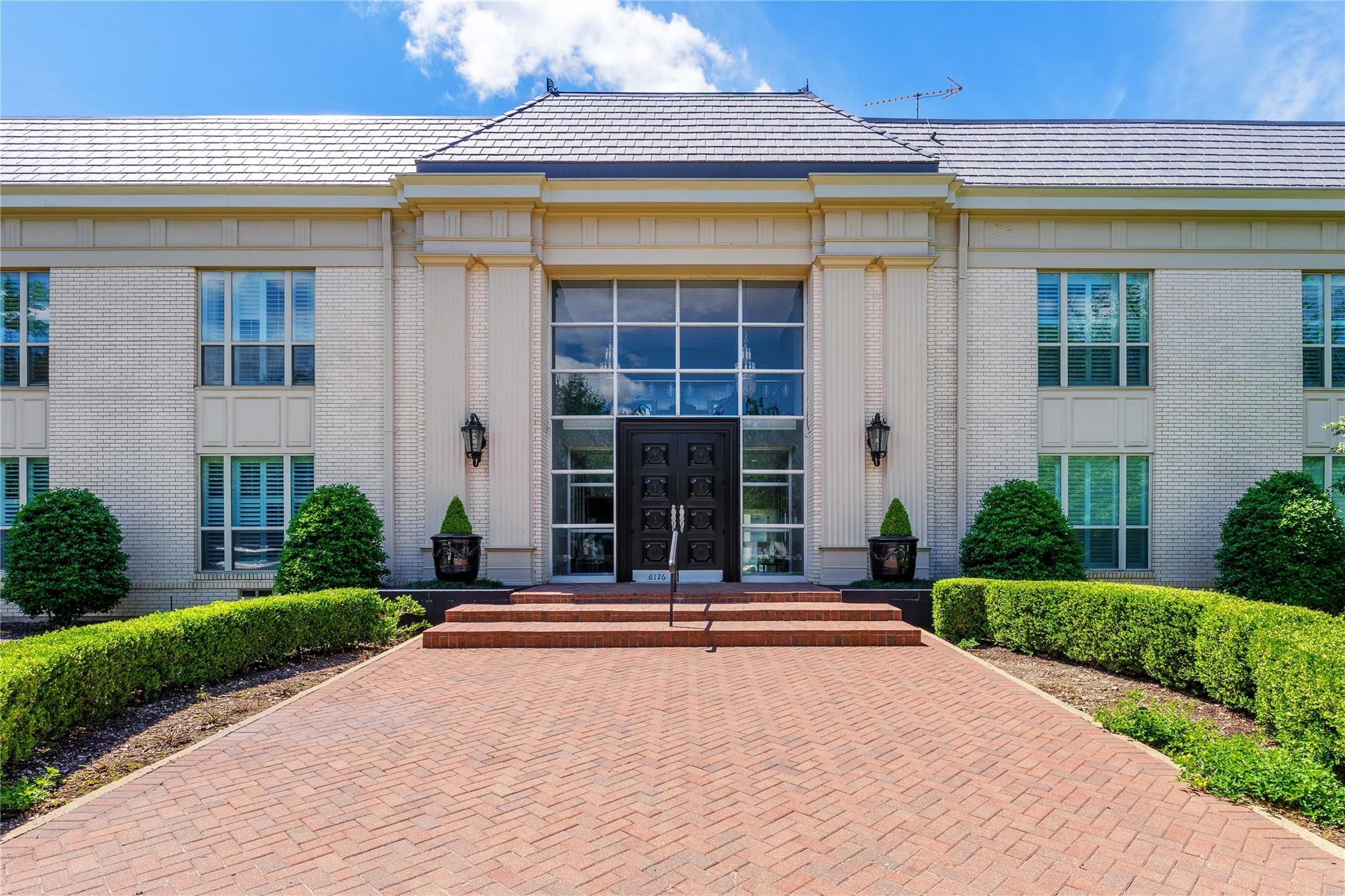 6126 Averill Way Dallas TX 75225