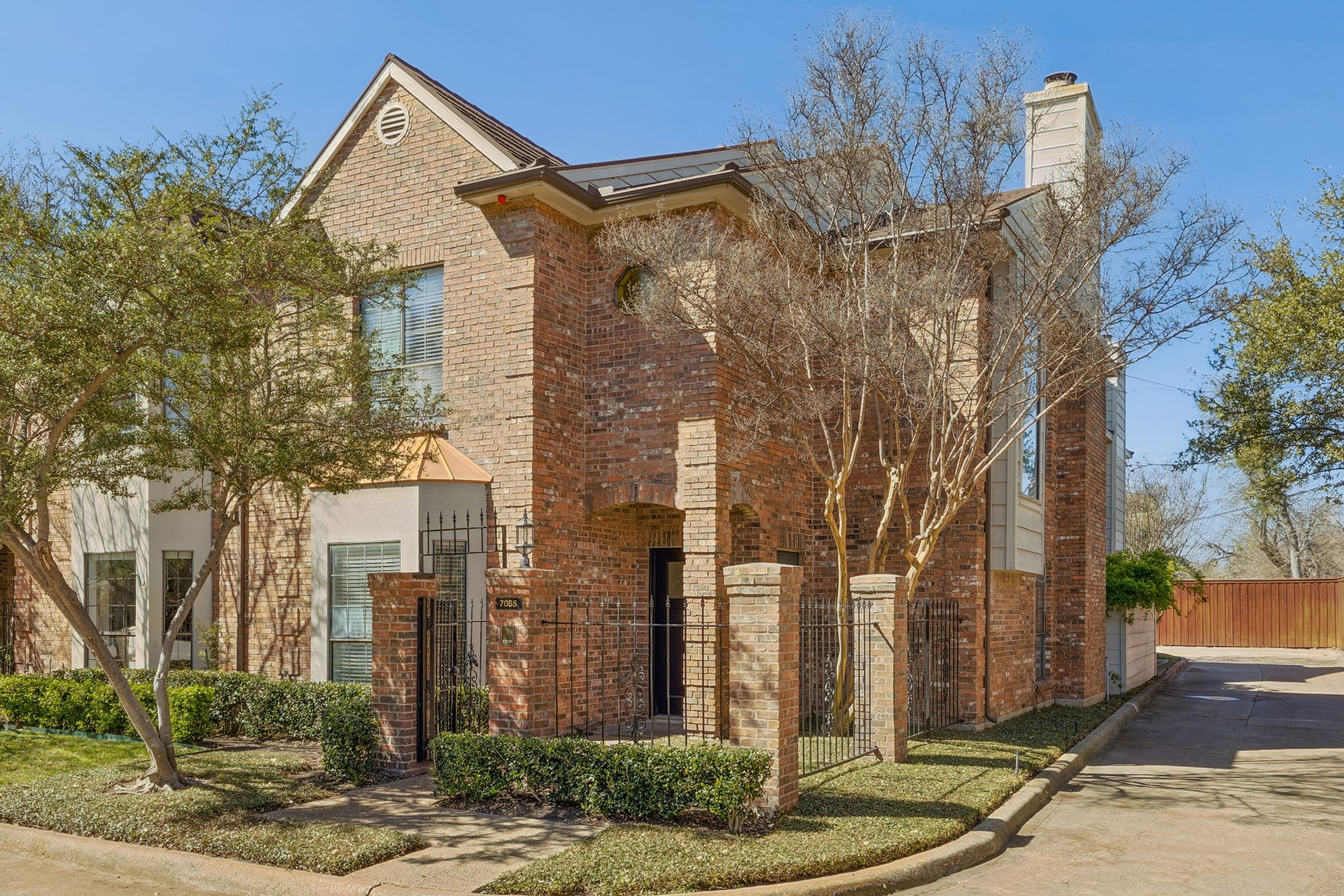 7055 Inwood Road Dallas TX 75209