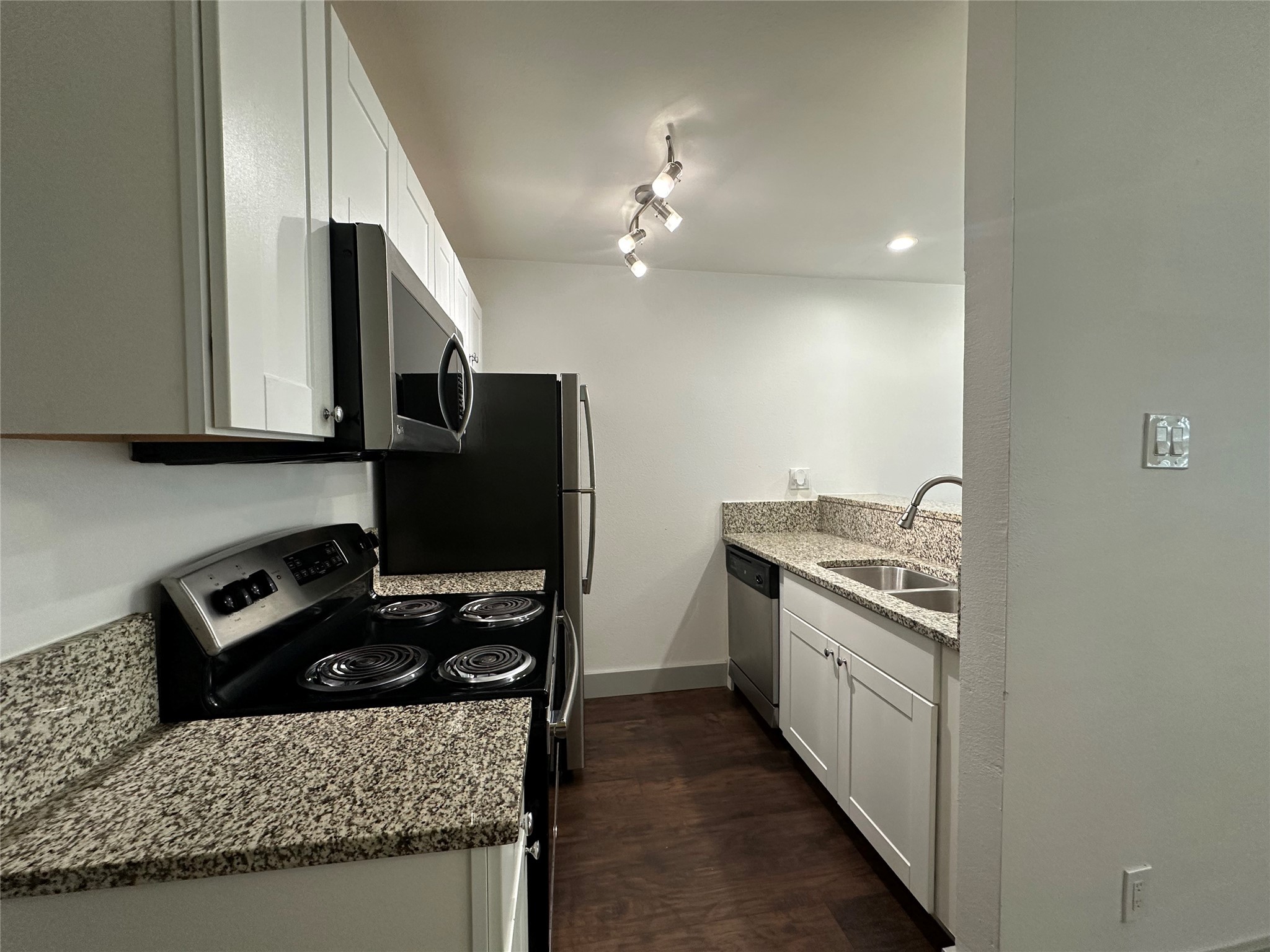 4633 Fairmount Street Dallas TX 75219