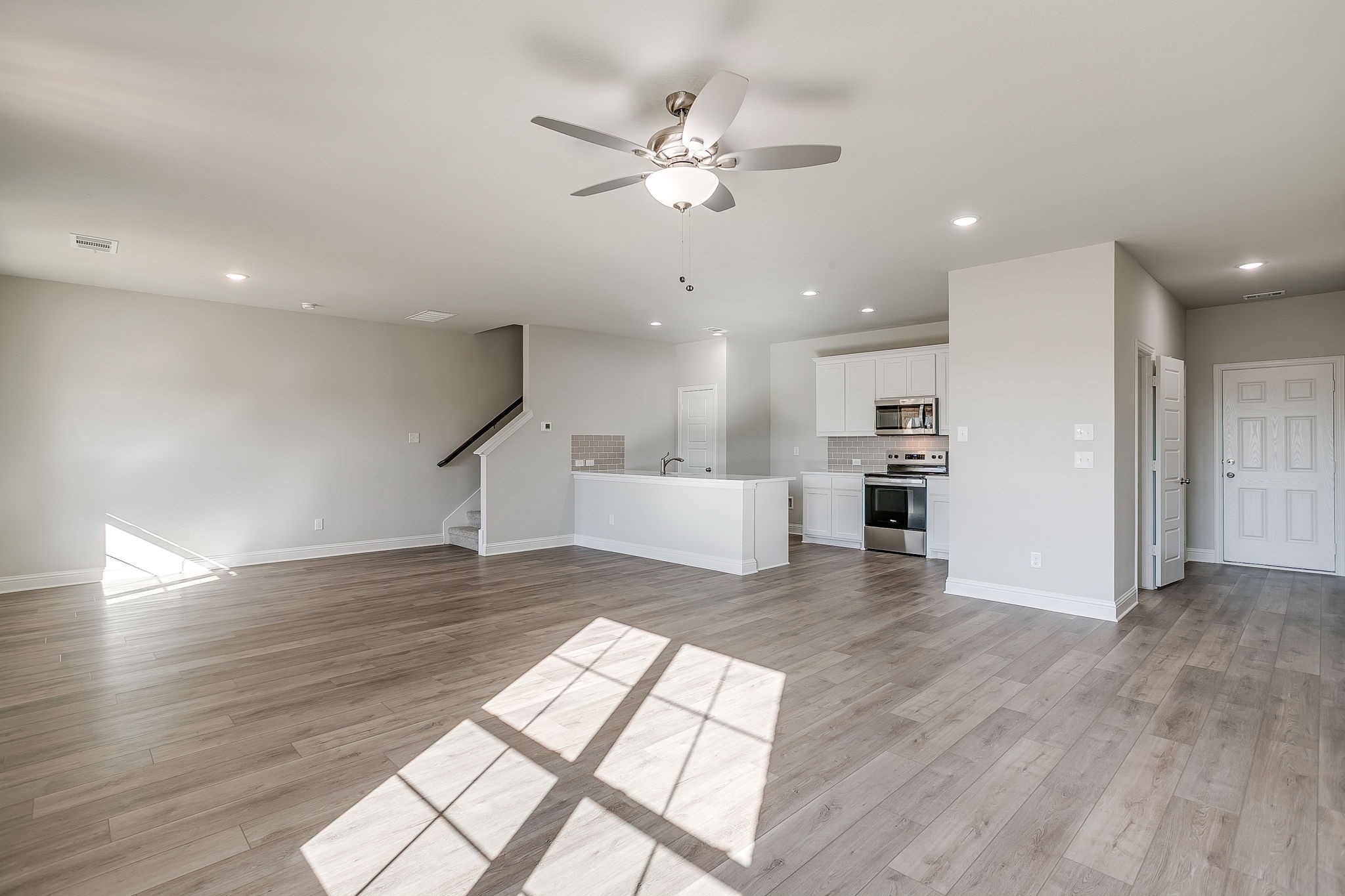 6817 Robert Reed Drive Arlington TX 76001