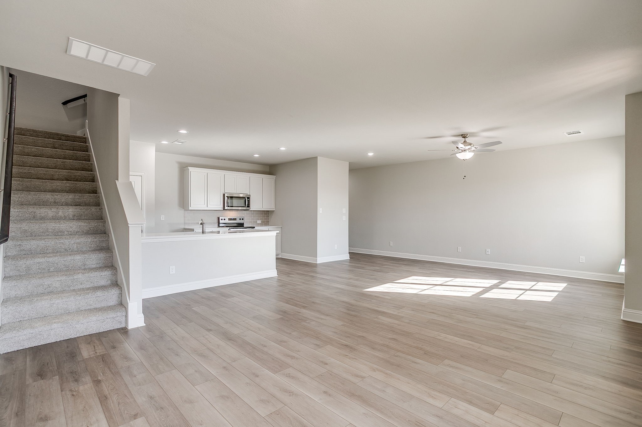 6817 Robert Reed Drive Arlington TX 76001
