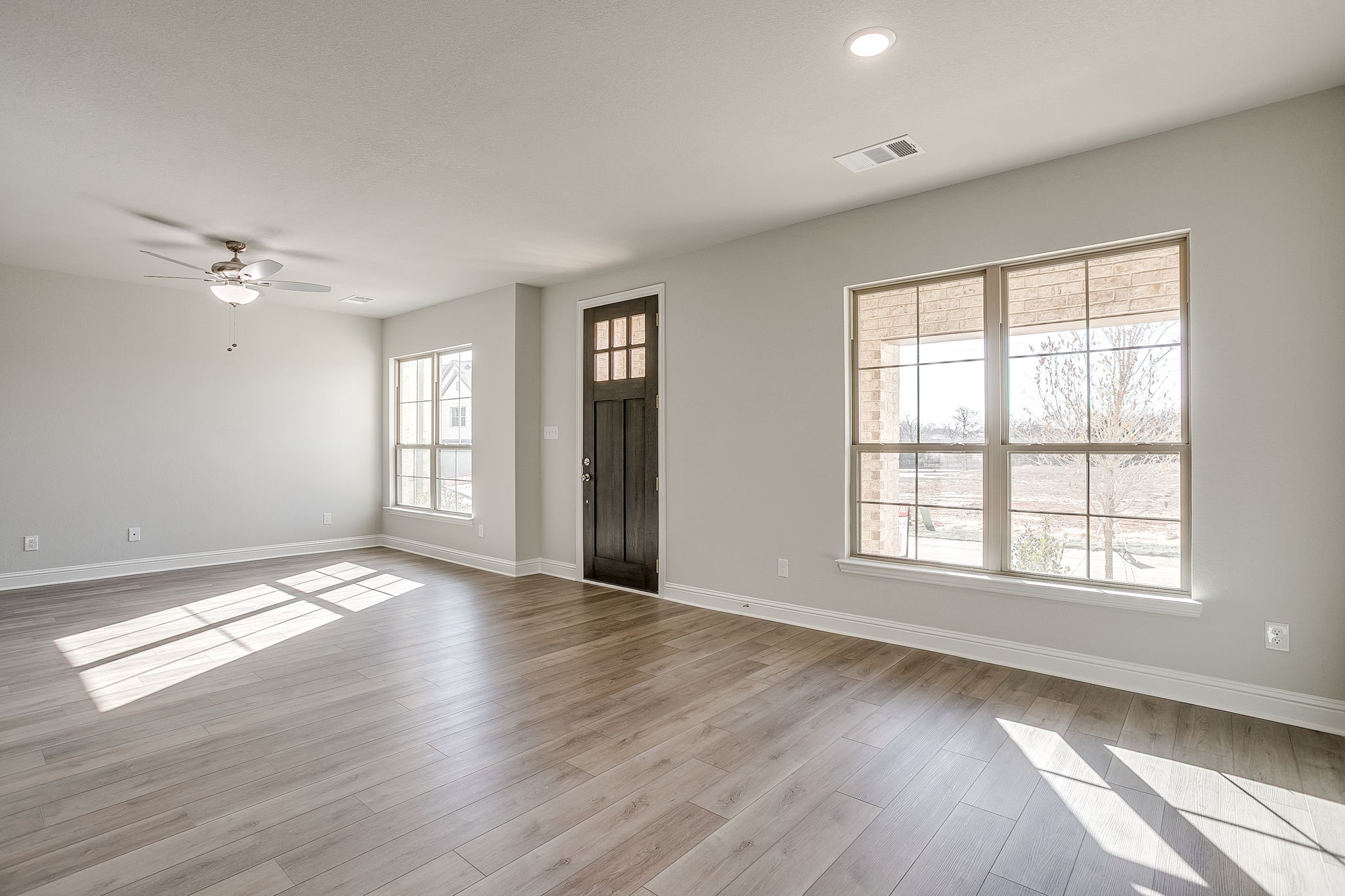 6817 Robert Reed Drive Arlington TX 76001