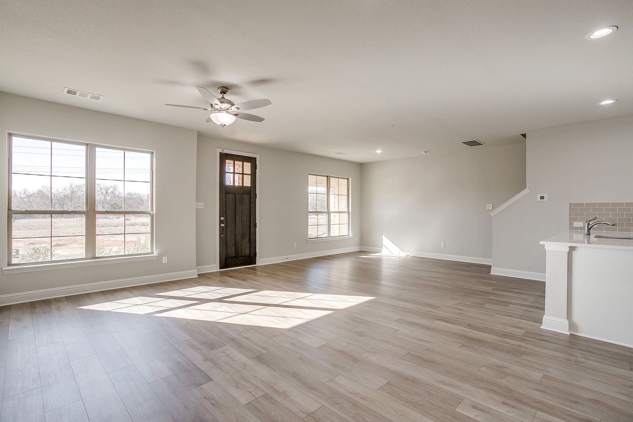 6817 Robert Reed Drive Arlington TX 76001