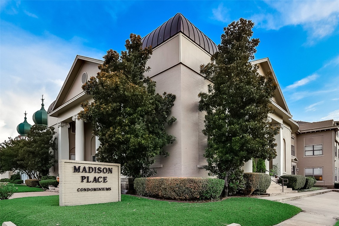 603 W 6th Avenue Corsicana TX 75110