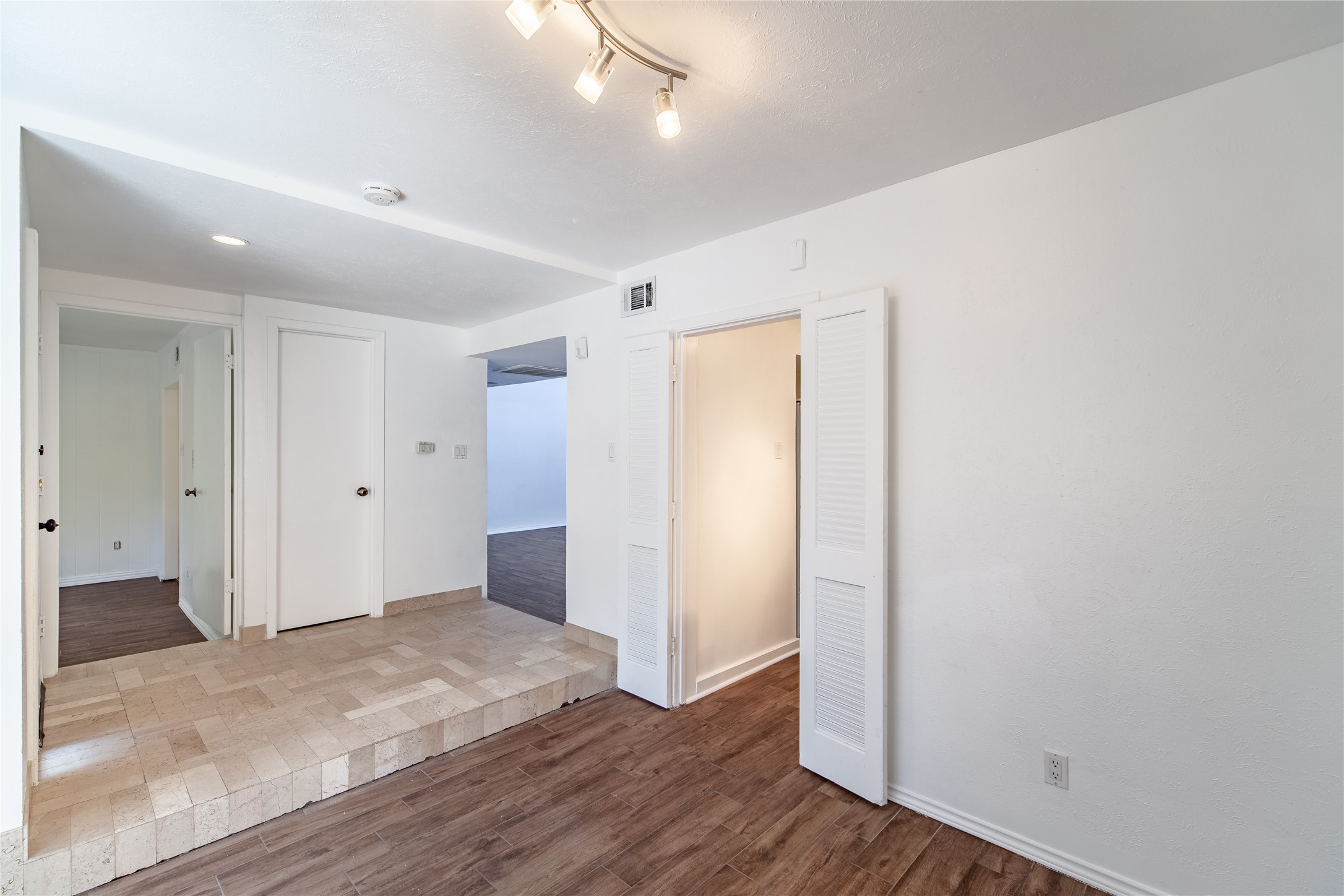 10417 Shadow Bend Drive Dallas TX 75230