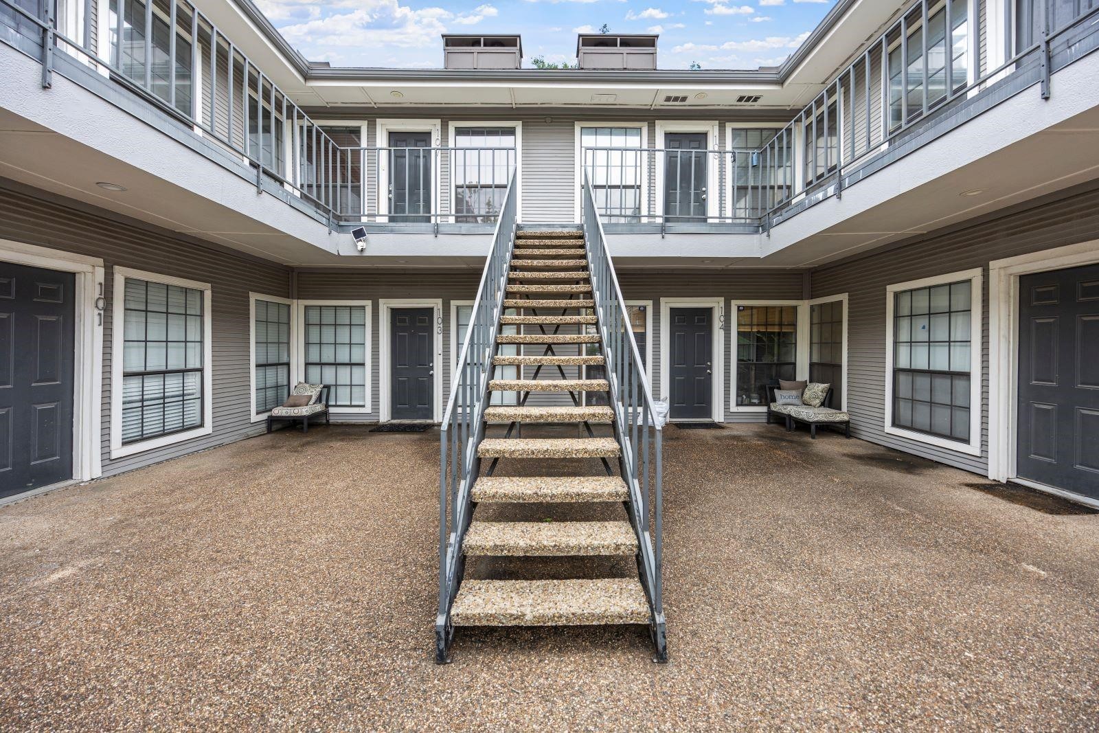 218 N Beacon Street Dallas TX 75214