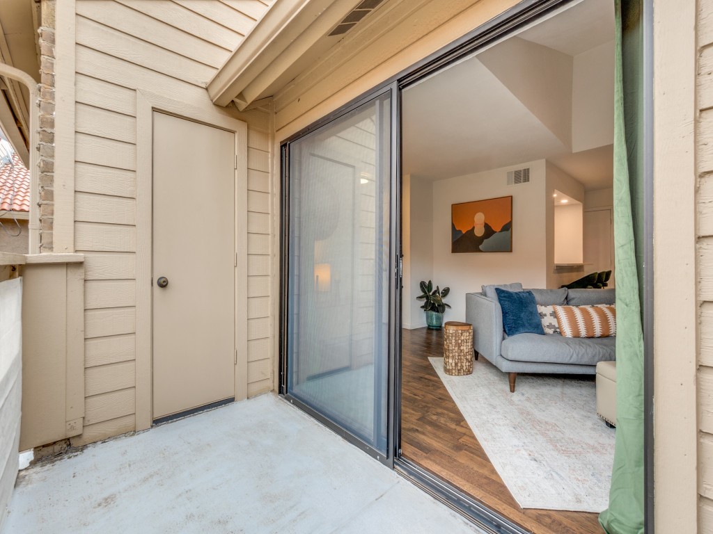 5200 Martel Avenue Dallas TX 75206