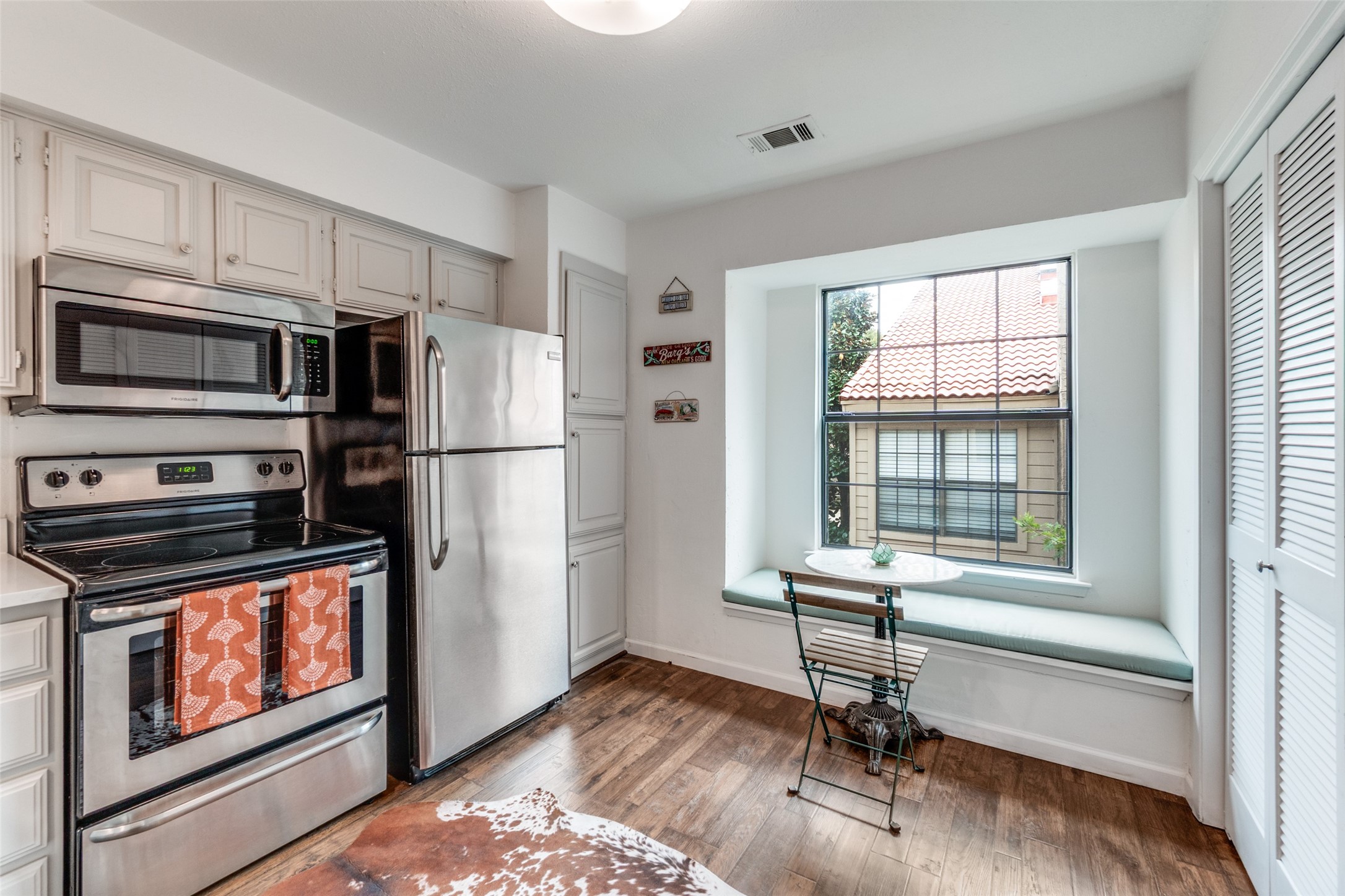 5200 Martel Avenue Dallas TX 75206