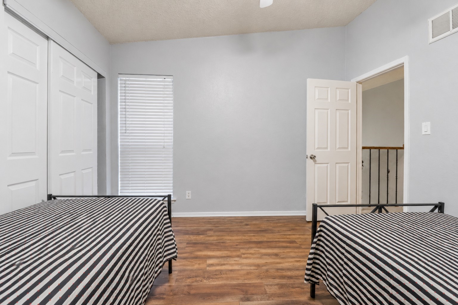9607 Walnut Street Dallas TX 75243