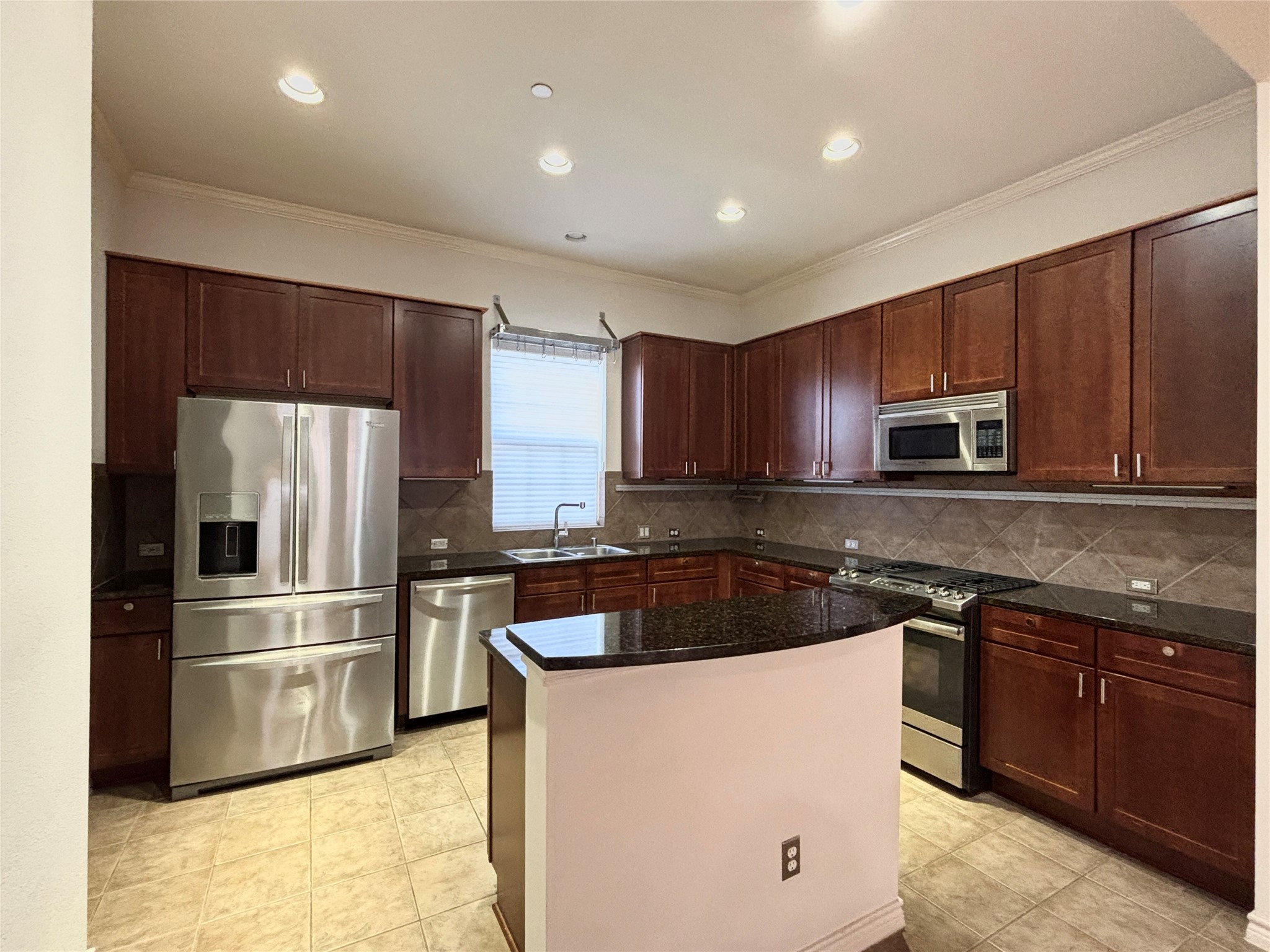 15727 Seabolt Place Addison TX 75001