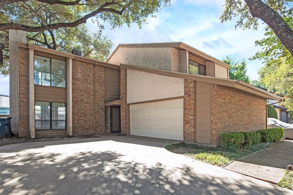 1822 Highbrook Court Garland TX 75044