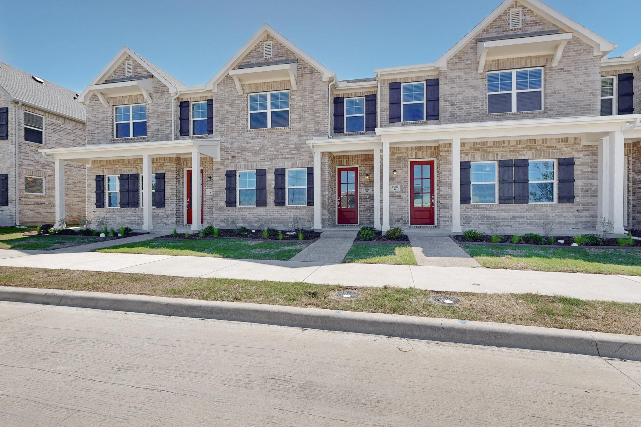 1512 Starlight Trail Mesquite TX 75181