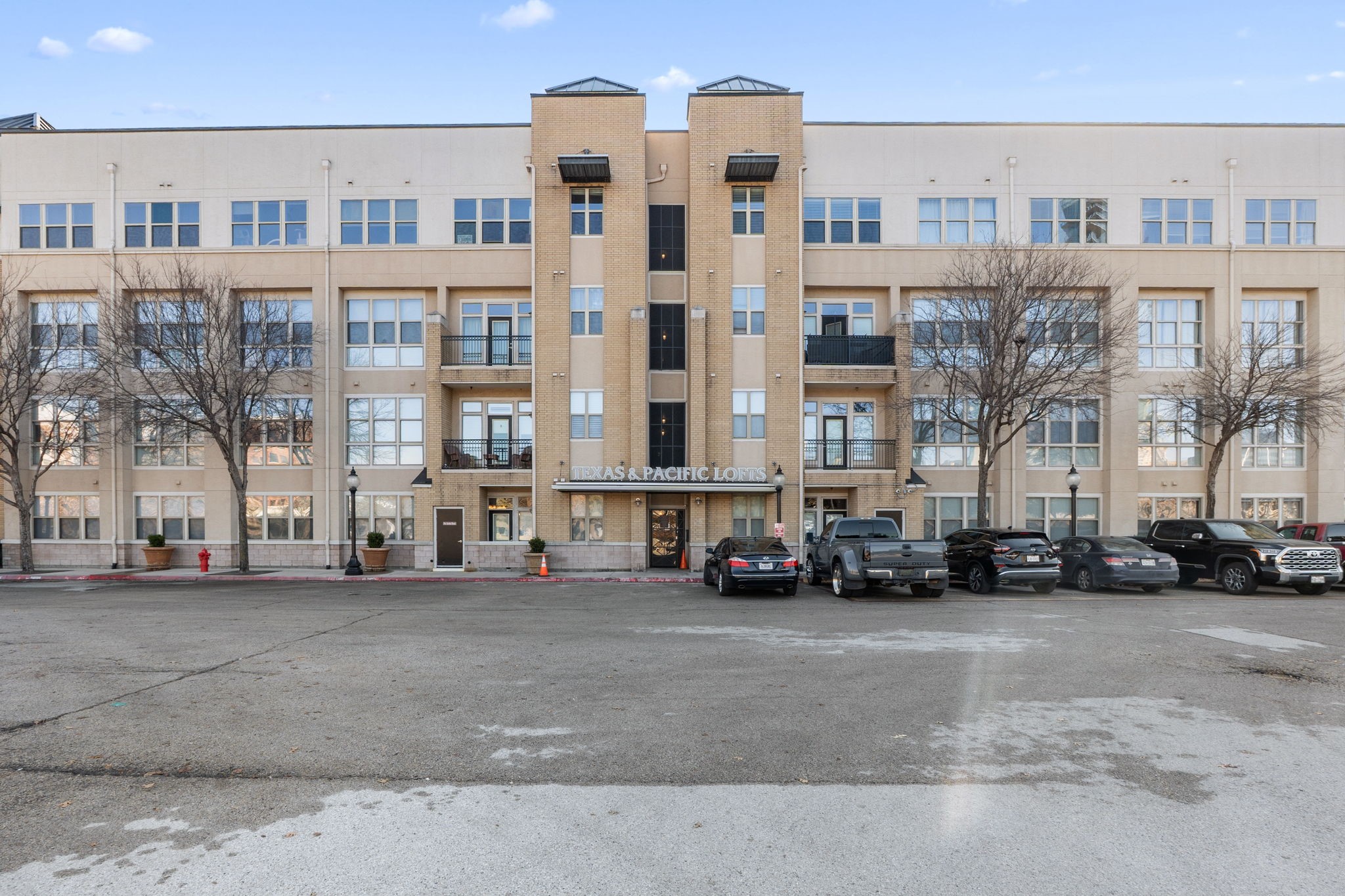 Fort Worth TX, 201 W Lancaster Avenue, Unit 206