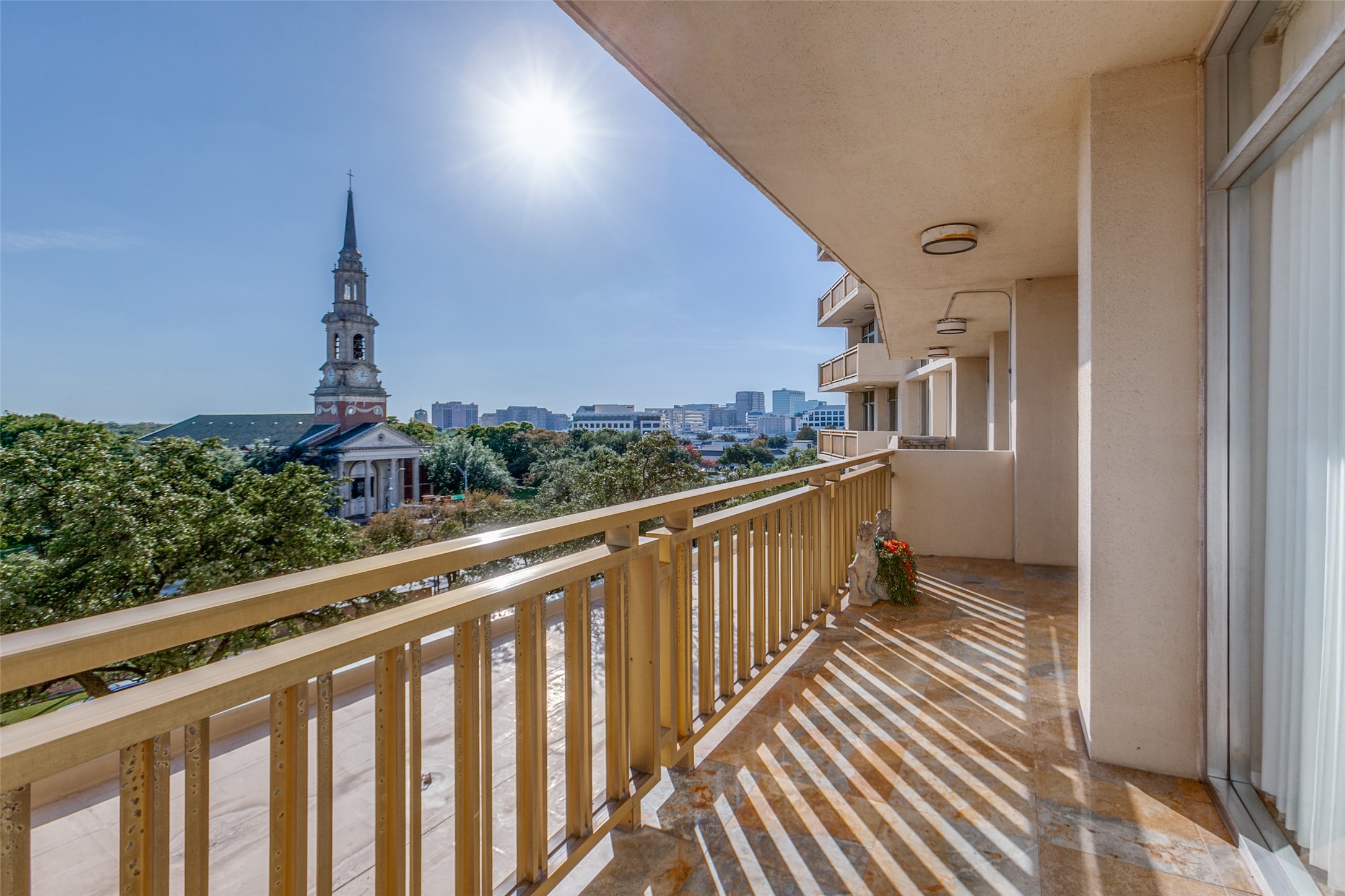 6211 W Northwest Highway Dallas TX 75225